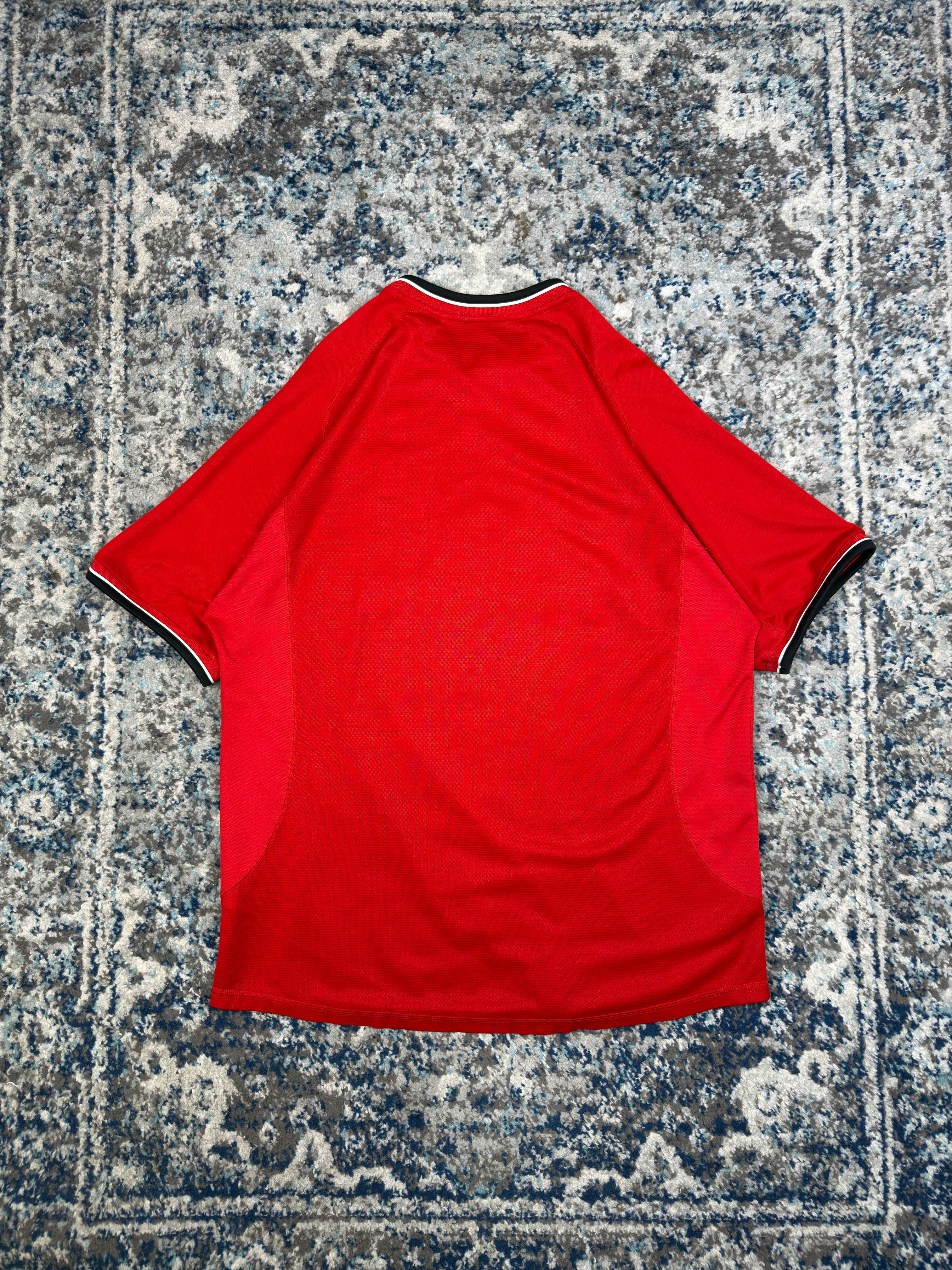 Vintage 2004 Manchester United Home Umbro Soccer Jersey Size XL