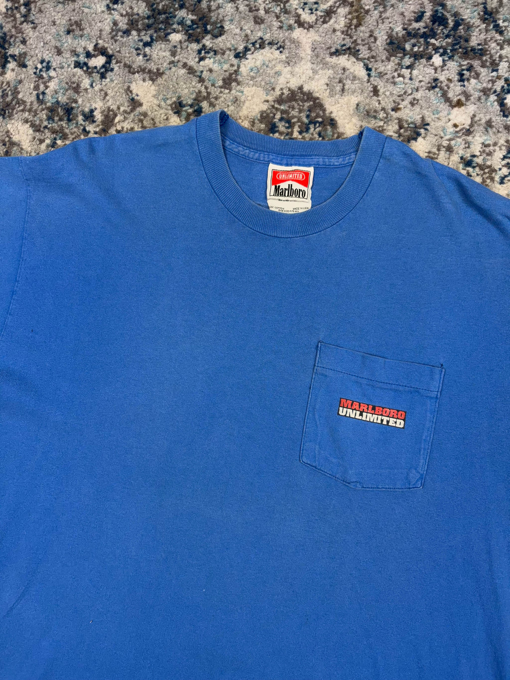 Vintage Marlboro Unlimited Wolf Landscape Nature Graphic T-Shirt Size XL