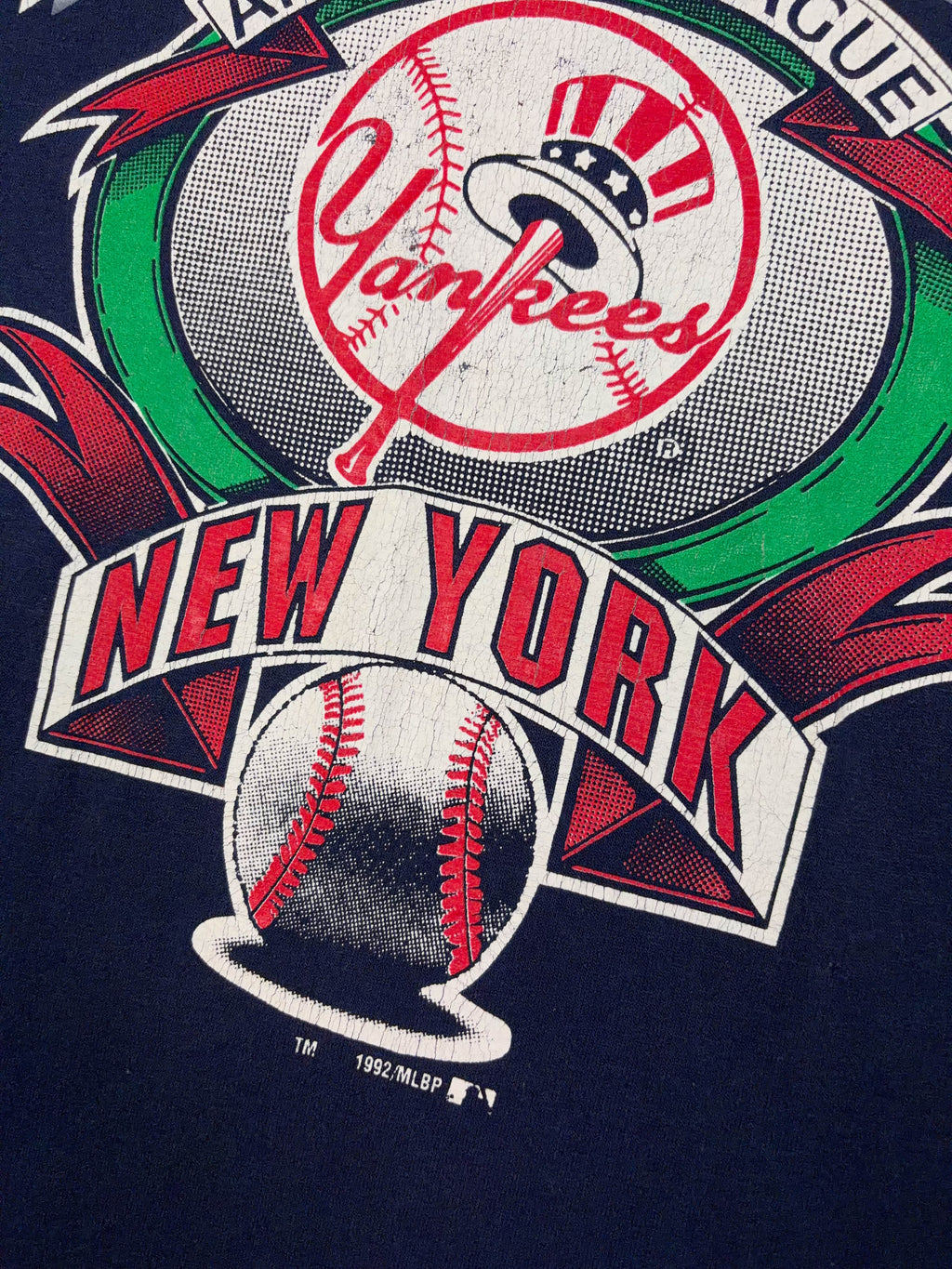 Vintage 1992 New York Yankees MLB Arc Spellout Graphic T-Shirt Size Medium