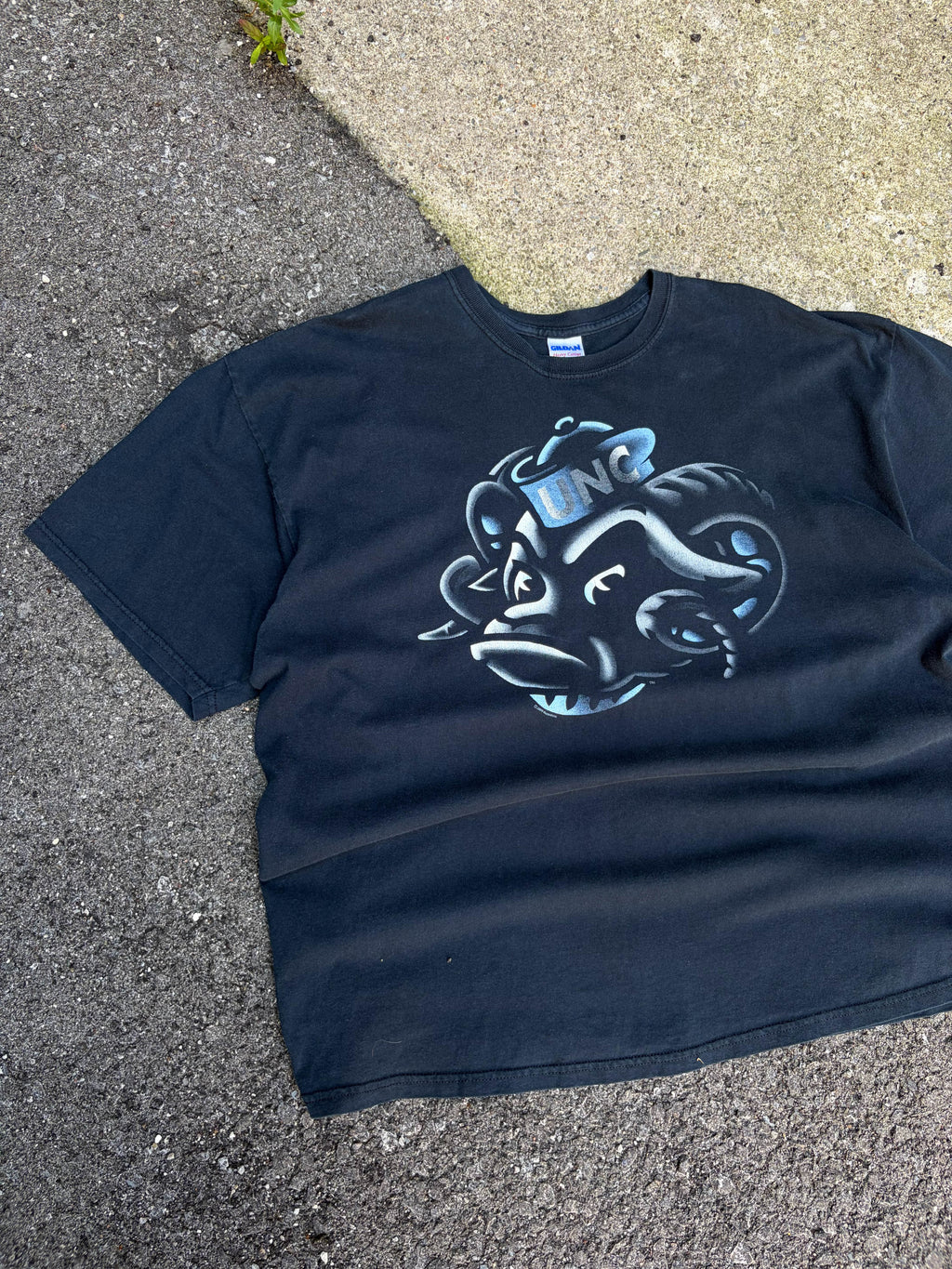 UNC Tarheels NCAA Mascot Graphic T-Shirt Size 2XL