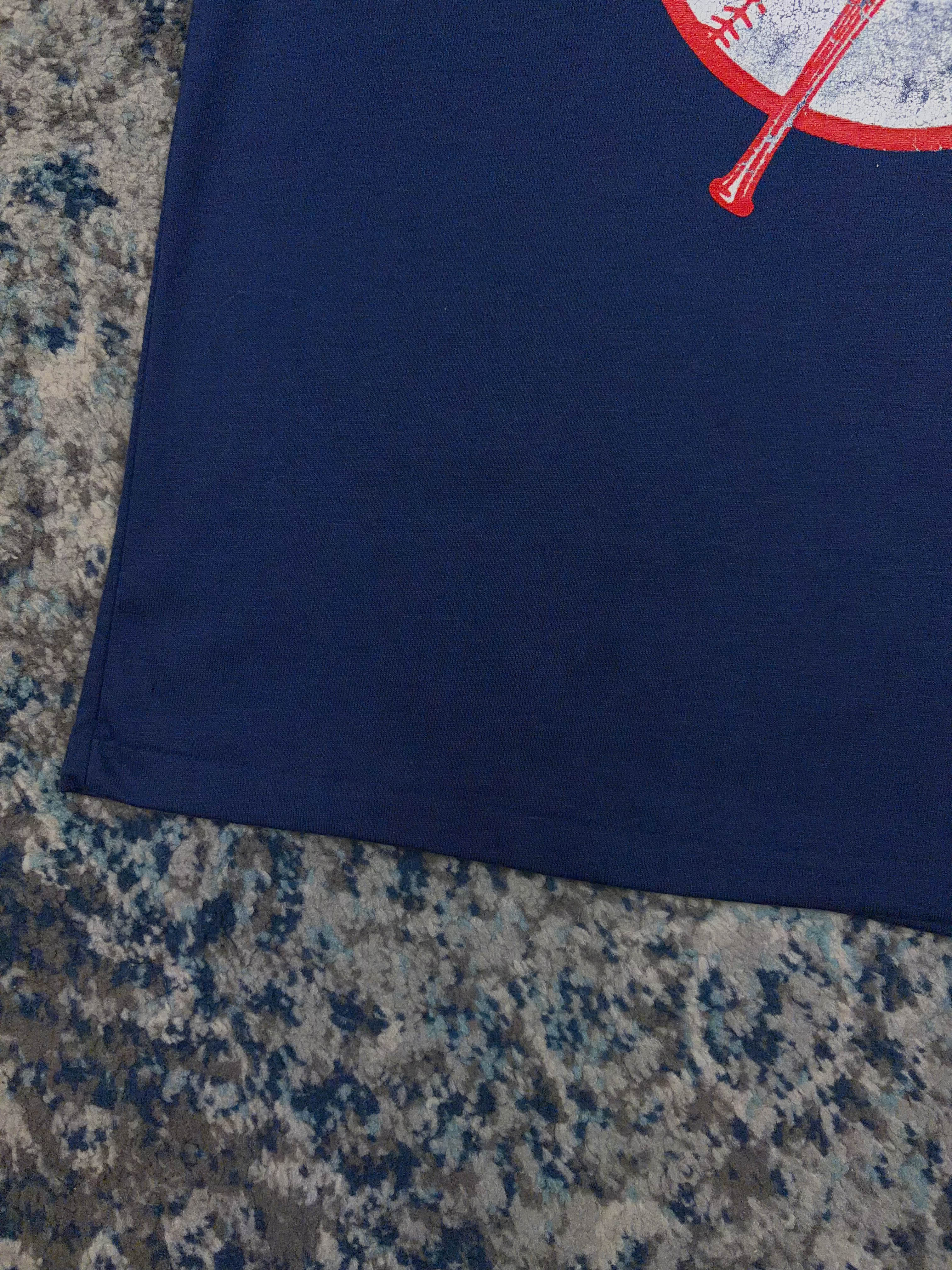 Vintage 90s New York Yankees MLB Spellout Logo T-Shirt Size Large