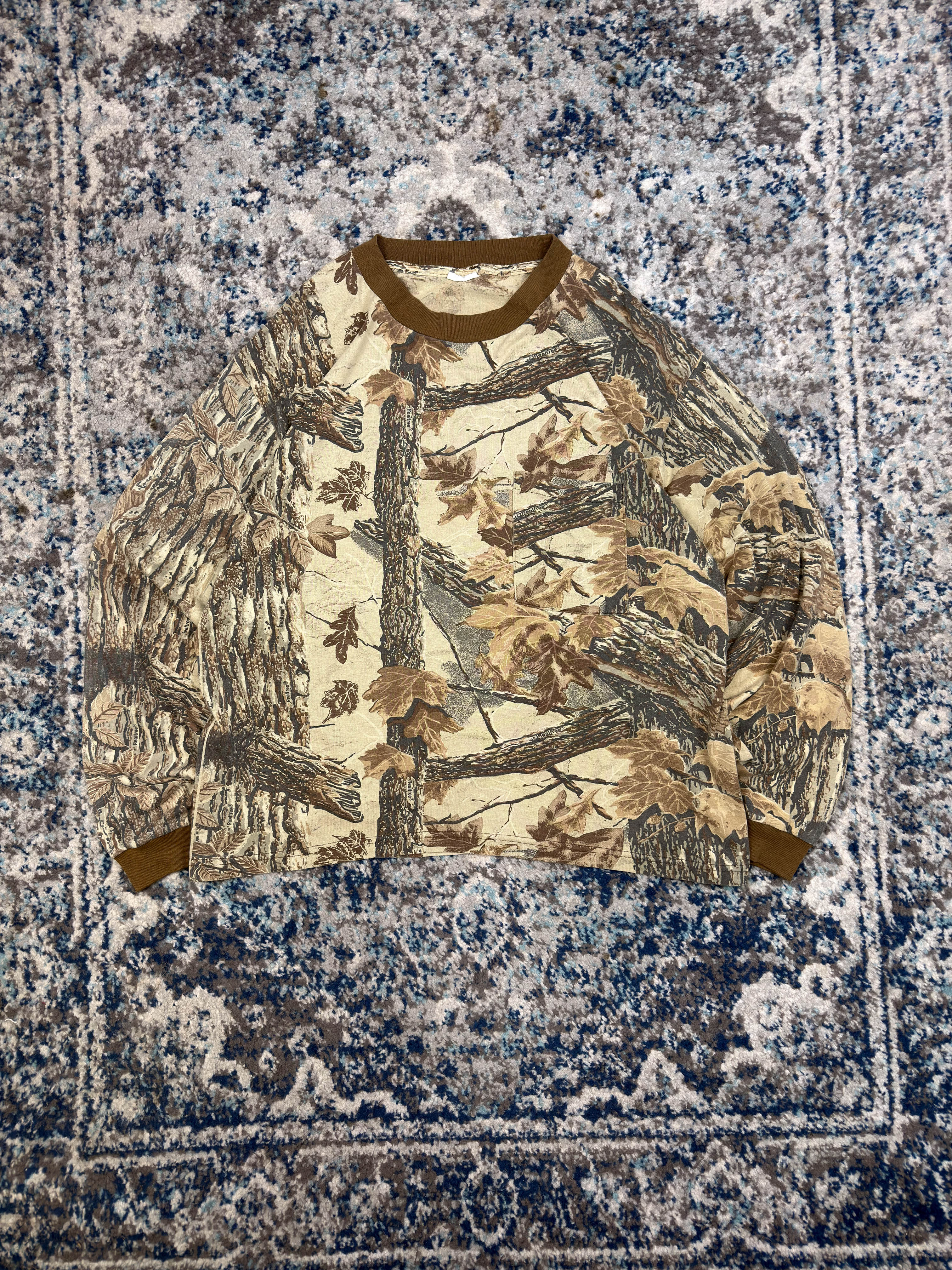 Vintage Realtree Timber Camo Long Sleeve Hunting T-Shirt Size Large