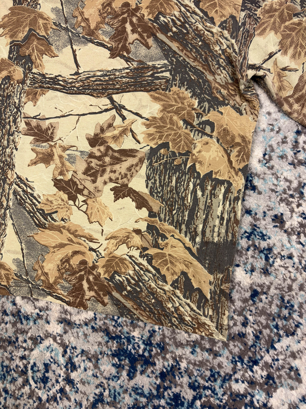 Vintage Realtree Timber Camo Long Sleeve Hunting T-Shirt Size Large