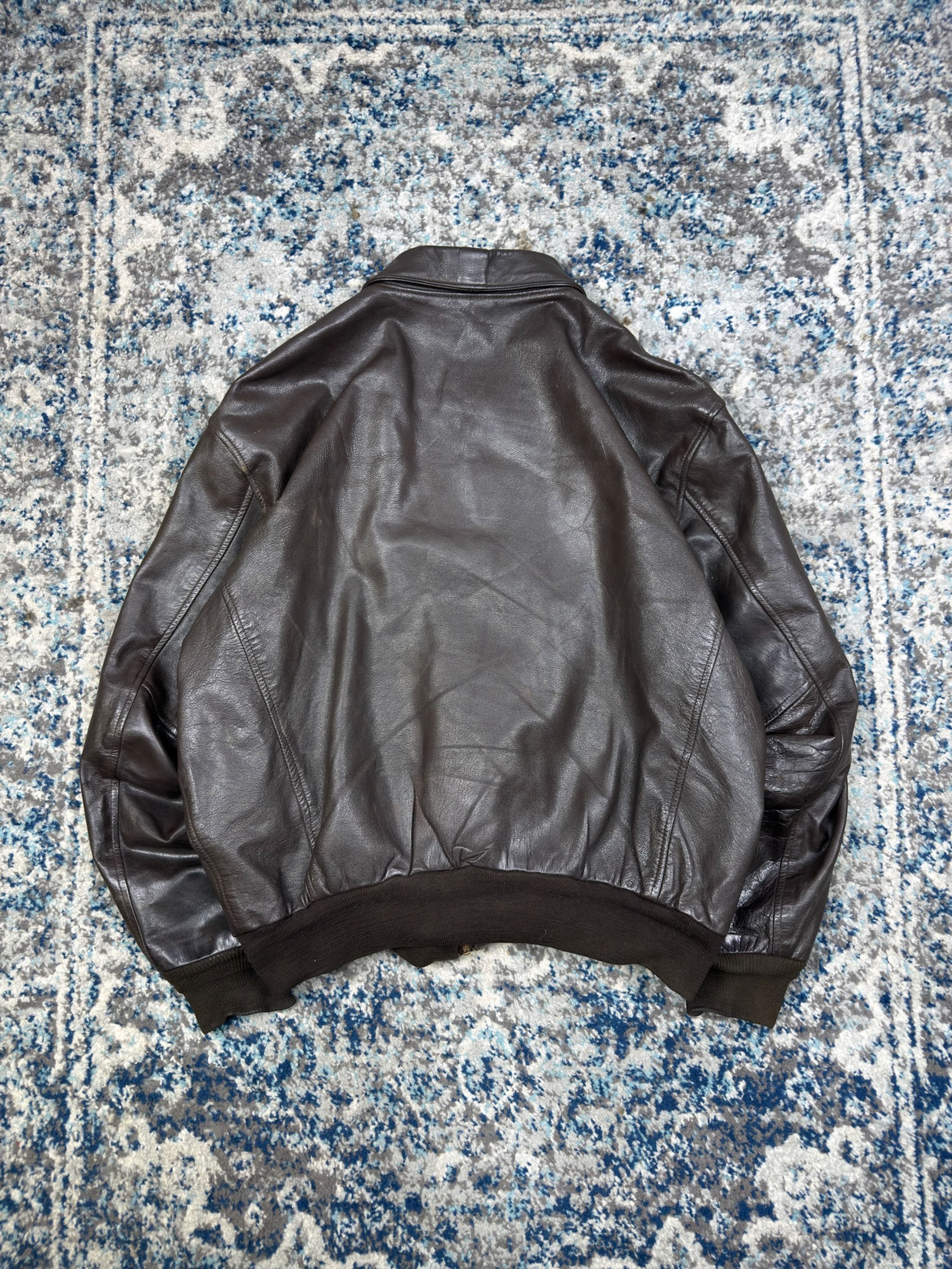 Vintage Y2K Avirex Full Zip Leather Bomber Jacket Size XL