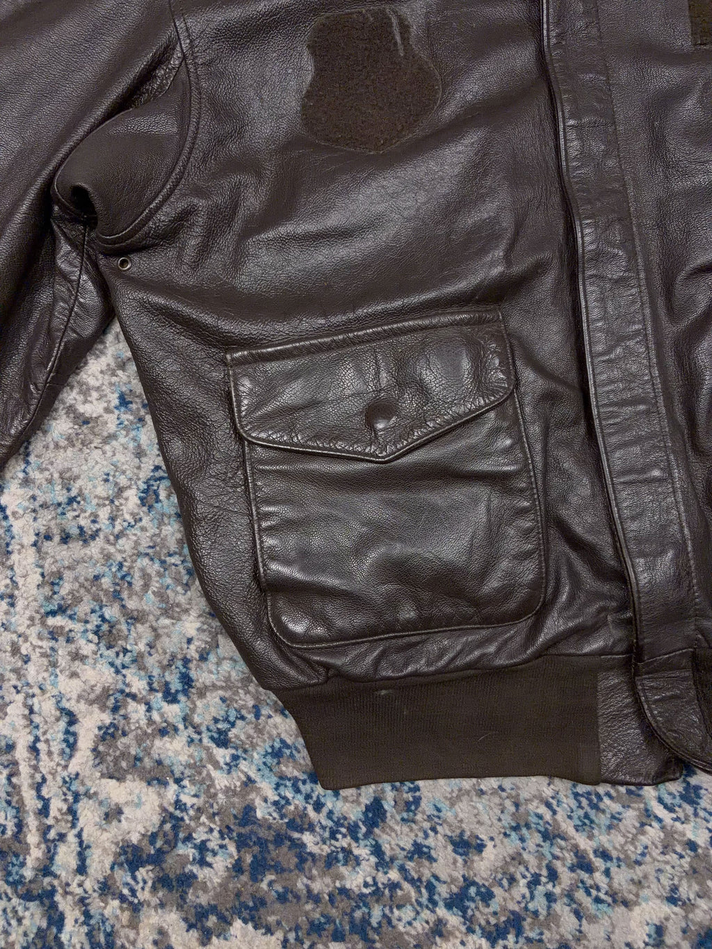 Vintage Y2K Avirex Full Zip Leather Bomber Jacket Size XL