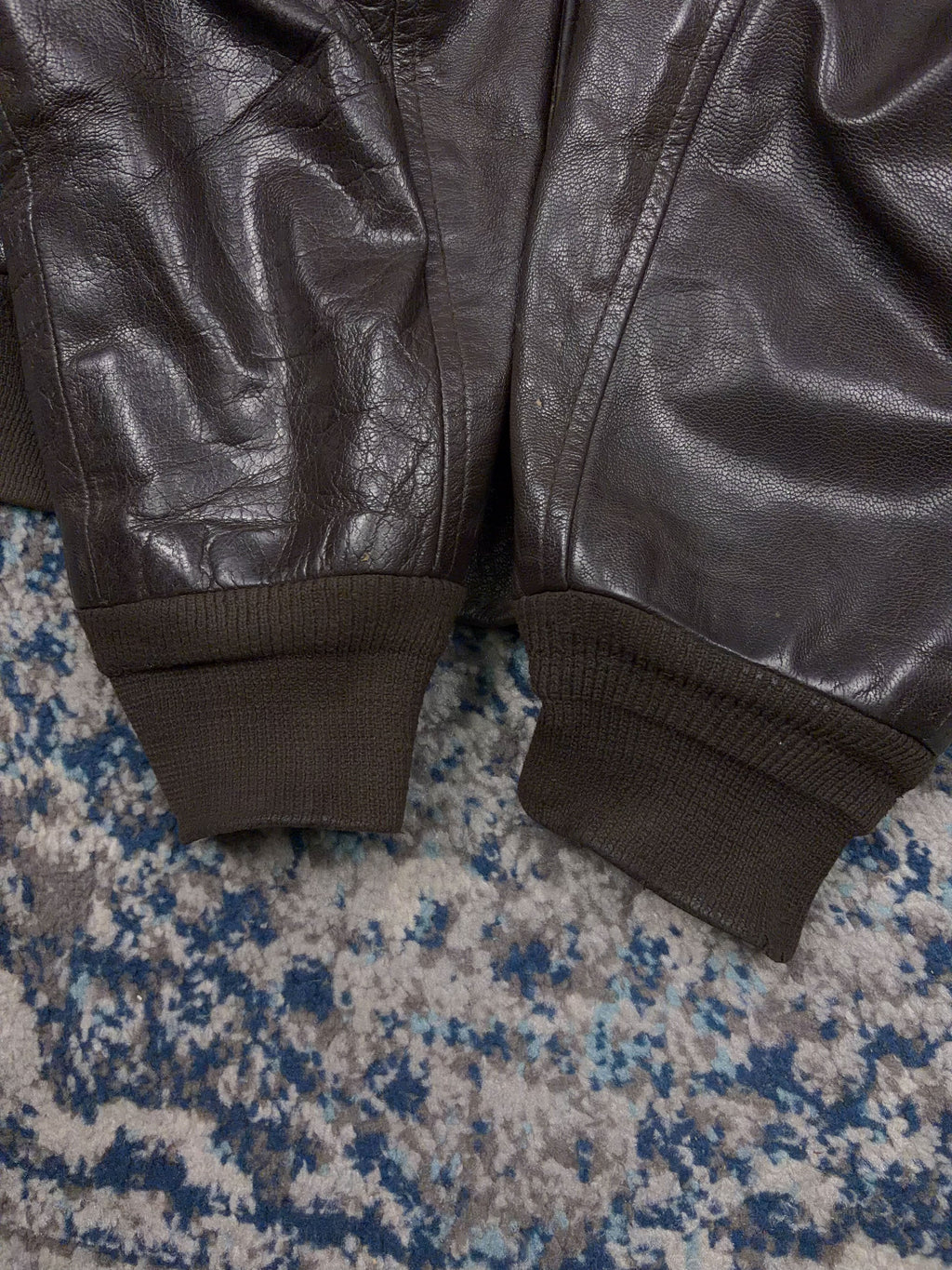Vintage Y2K Avirex Full Zip Leather Bomber Jacket Size XL