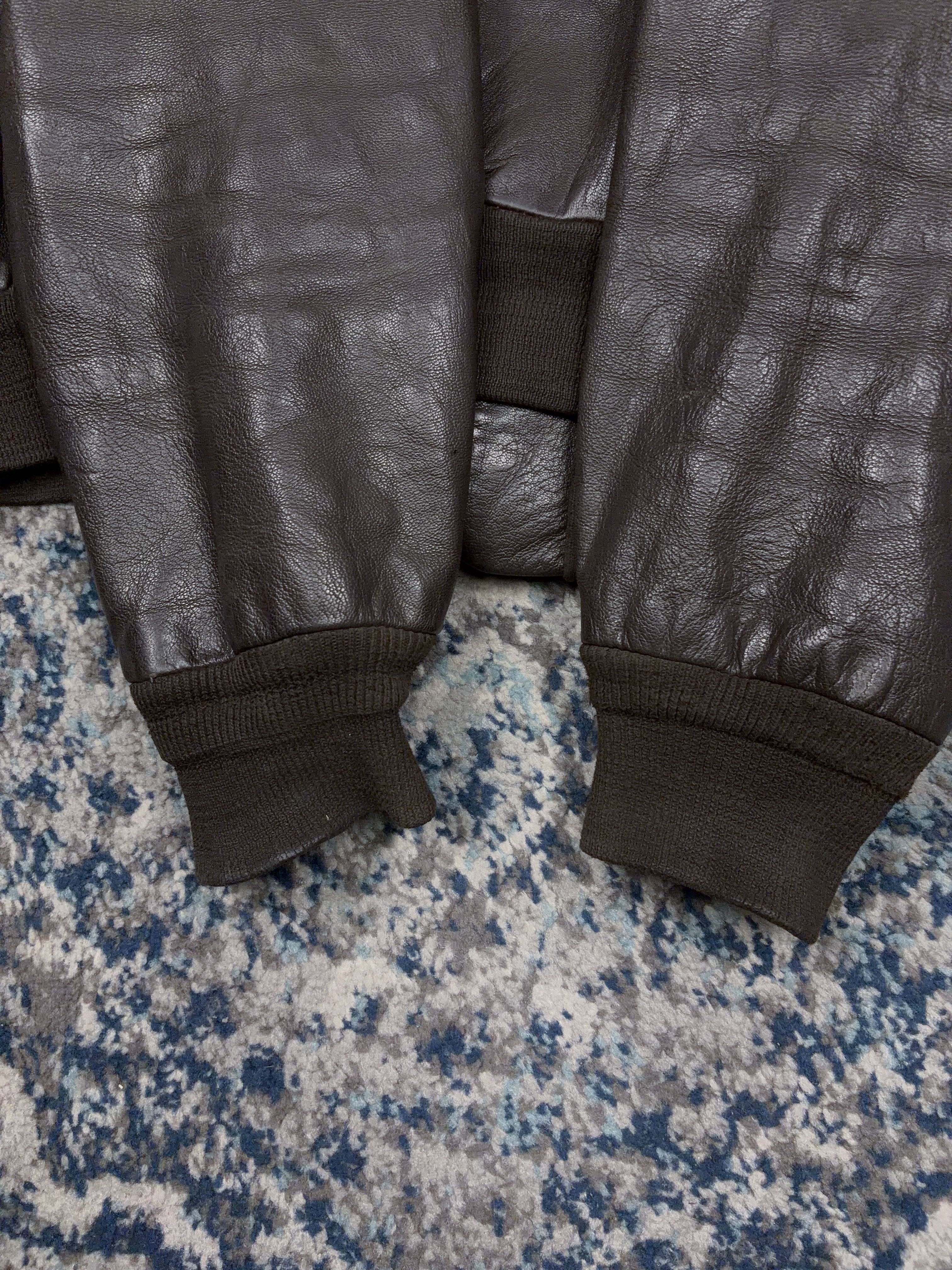Vintage Y2K Avirex Full Zip Leather Bomber Jacket Size XL