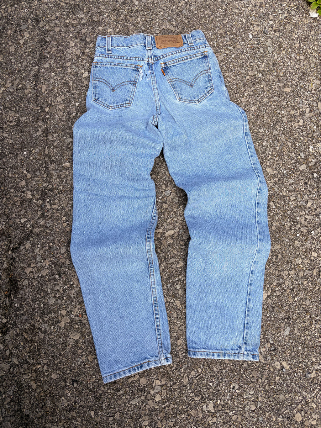 Vintage Levis 550 Orange Tab Slim Fit Medium Wash Pants Size 22 YOUTH