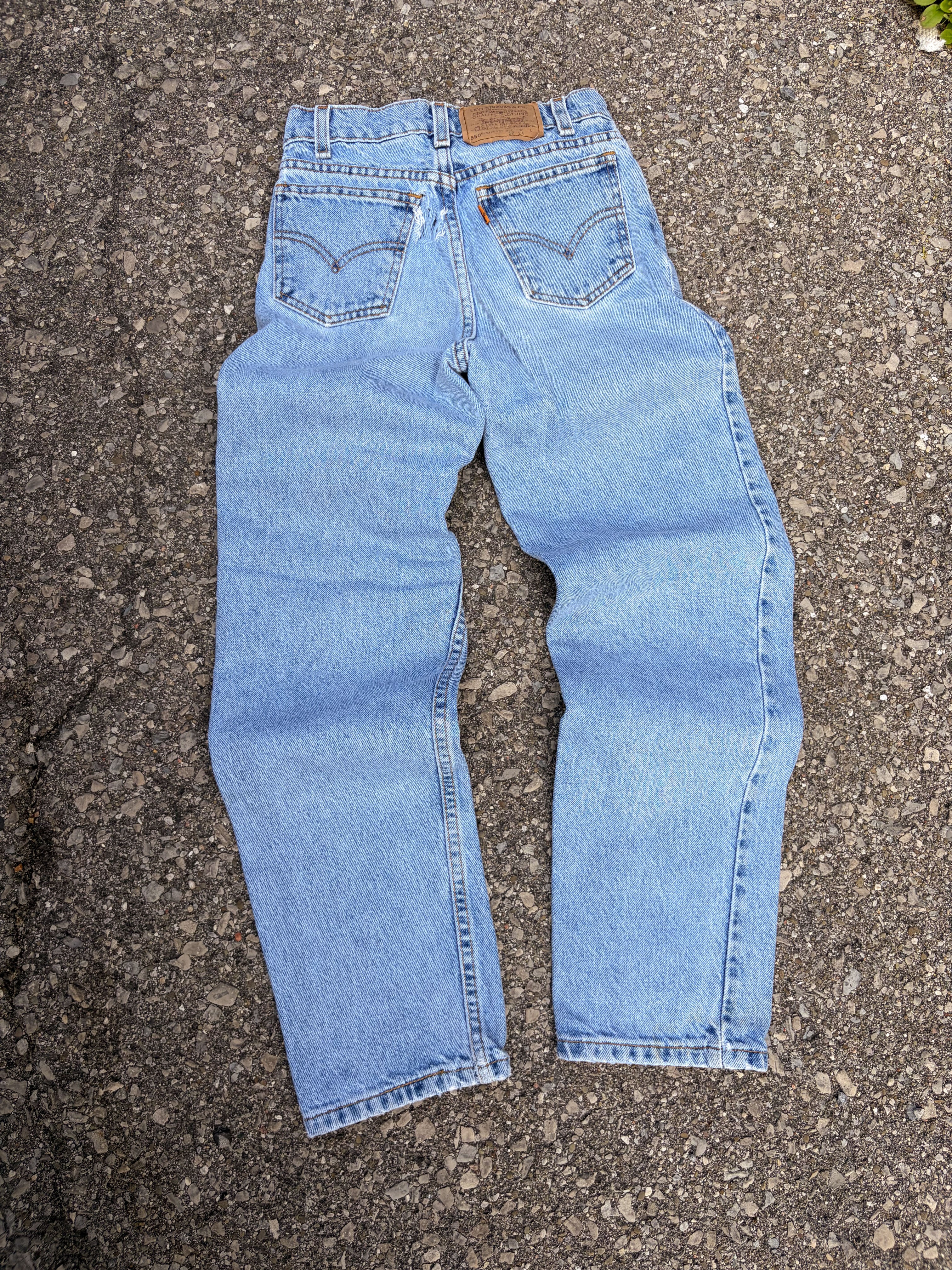 Vintage Levis 550 Orange Tab Slim Fit Medium Wash Pants Size 22 YOUTH