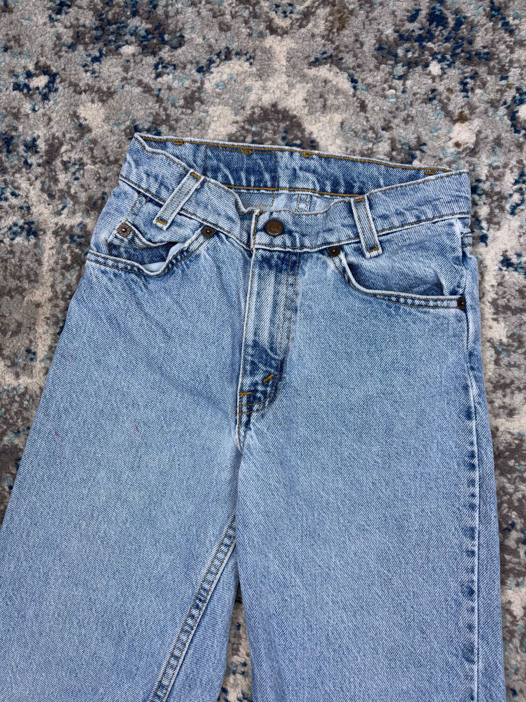 Vintage Levis 550 Orange Tab Slim Fit Medium Wash Pants Size 22 YOUTH