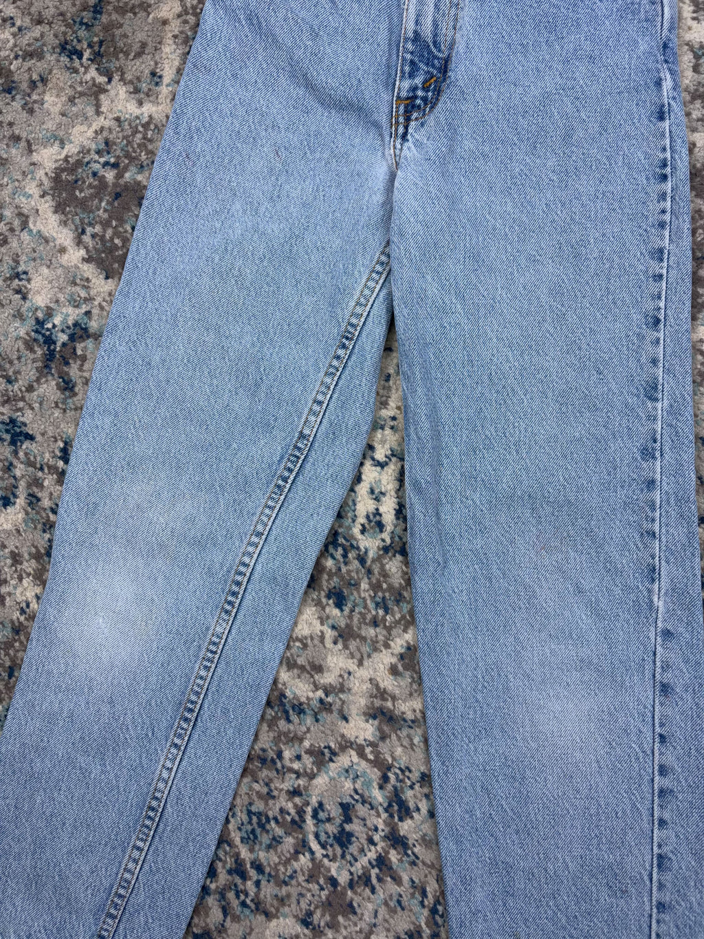 Vintage Levis 550 Orange Tab Slim Fit Medium Wash Pants Size 22 YOUTH