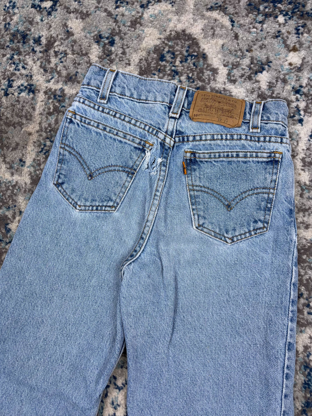 Vintage Levis 550 Orange Tab Slim Fit Medium Wash Pants Size 22 YOUTH