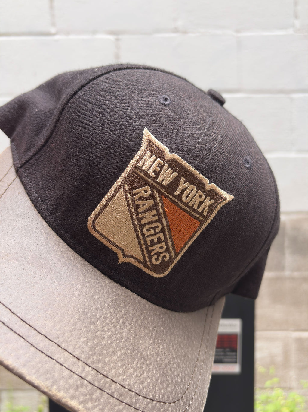 Vintage New York Rangers NHL Embroidered Logo Strapback Hat OSFA