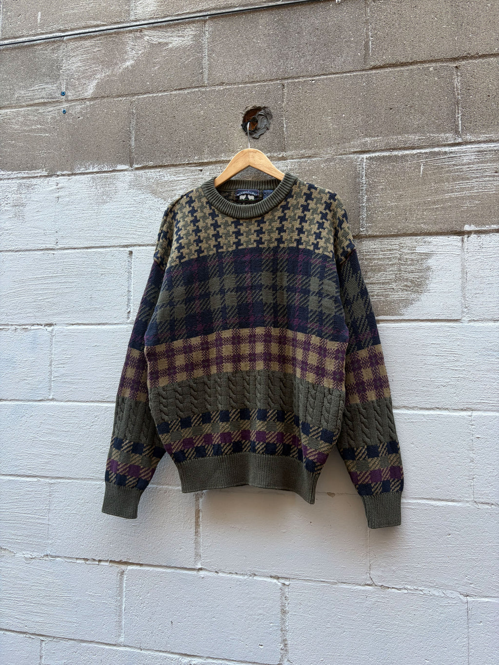 Vintage Woods & Gray Geometric Pattern Knit Sweater Size XL