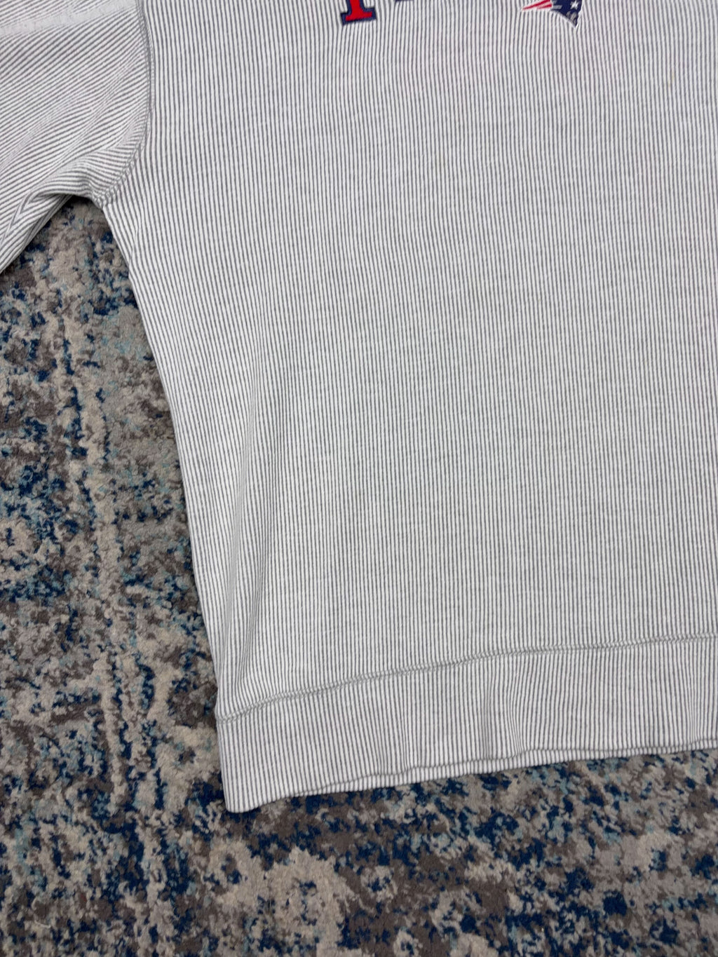 Vintage 90s New England Patriots NFL Embroidered Spellout Sweatshirt Size 2XL