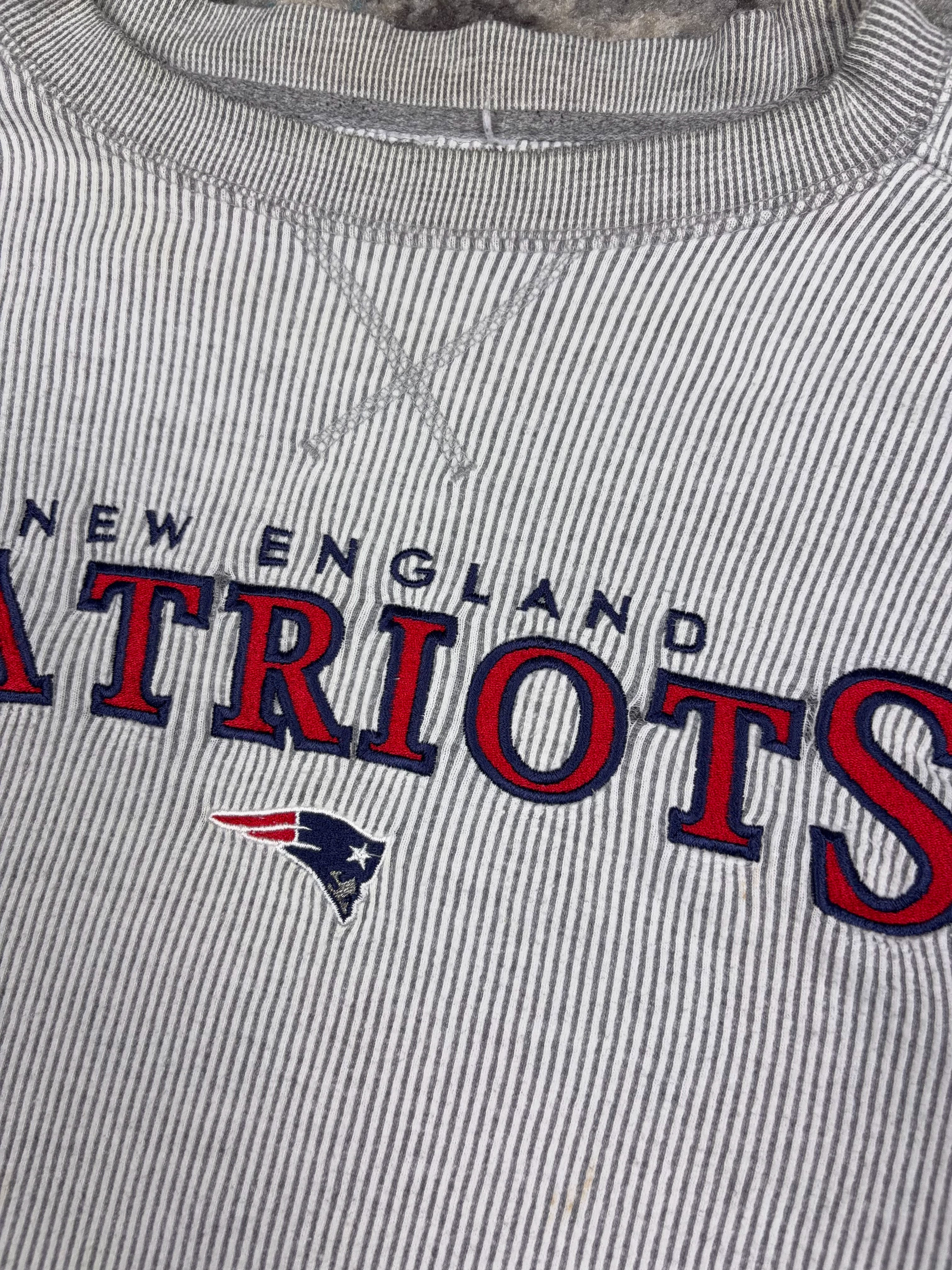 Vintage 90s New England Patriots NFL Embroidered Spellout Sweatshirt Size 2XL
