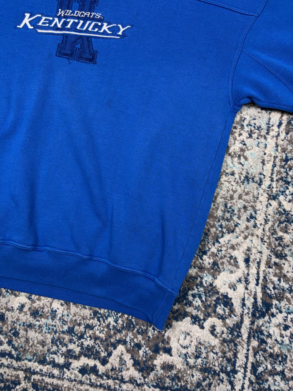 Vintage Kentucky Wildcats NCAA Embroidered Logo Sweatshirt Size 2XL