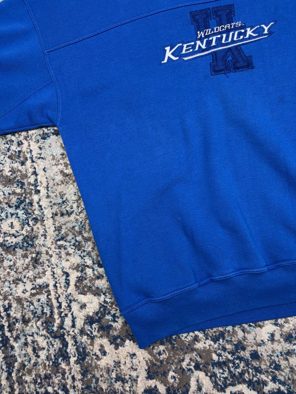 Vintage Kentucky Wildcats NCAA Embroidered Logo Sweatshirt Size 2XL
