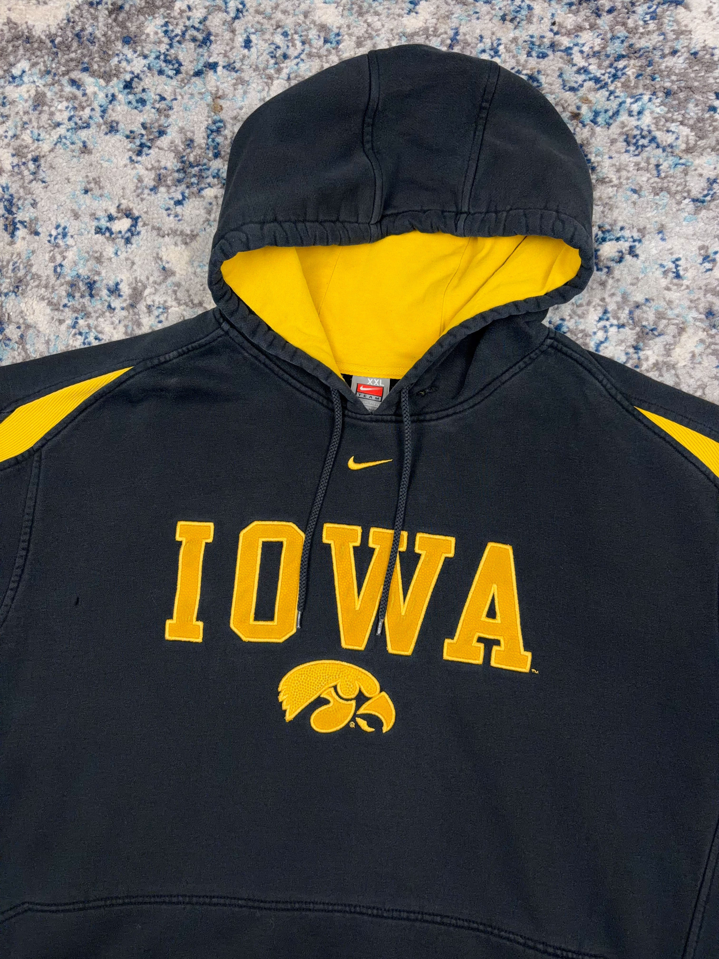 Vintage Iowa State Hawkeyes NCAA Embroidered Nike Hooded Sweatshirt Size 2XL