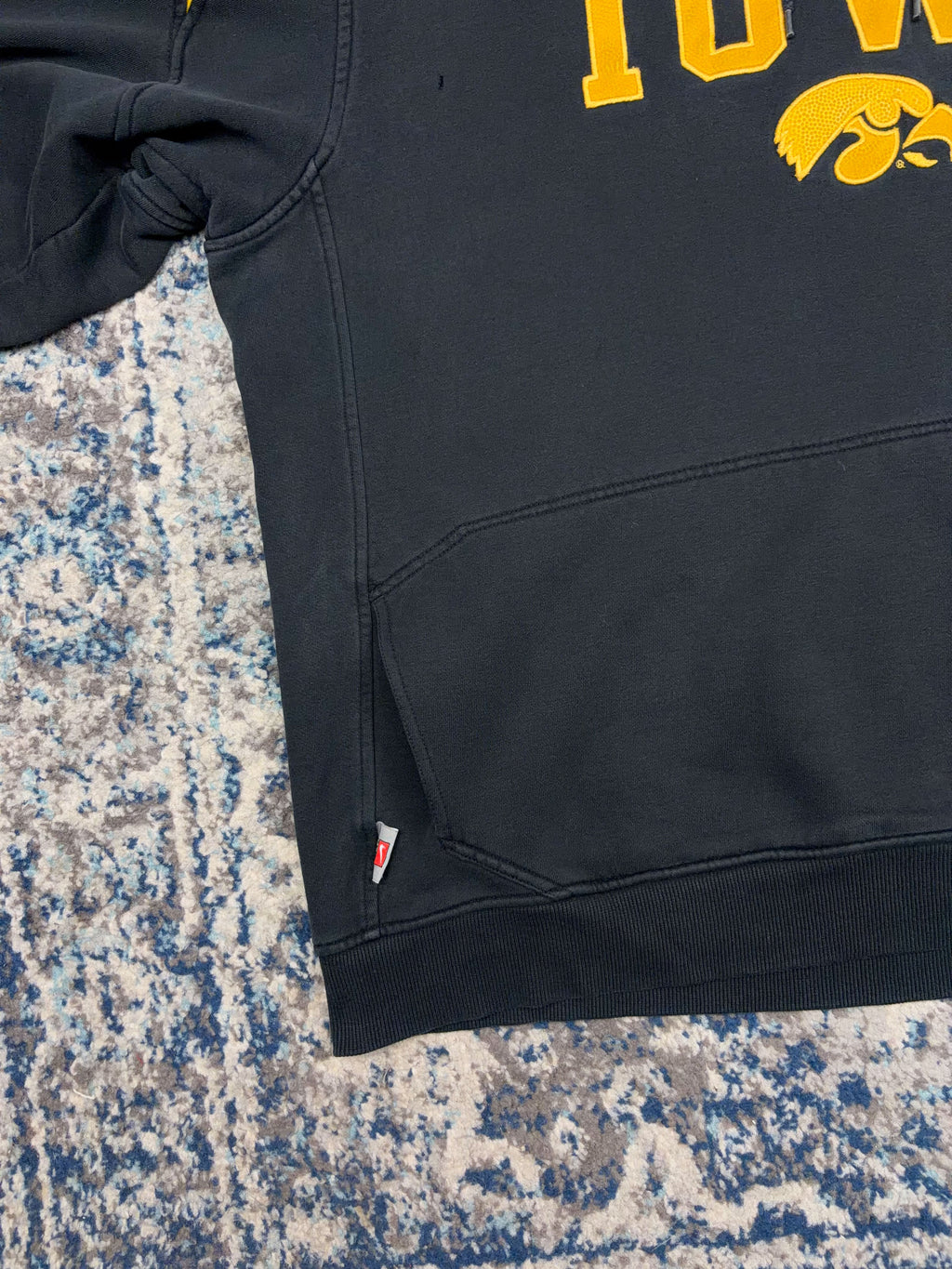 Vintage Iowa State Hawkeyes NCAA Embroidered Nike Hooded Sweatshirt Size 2XL
