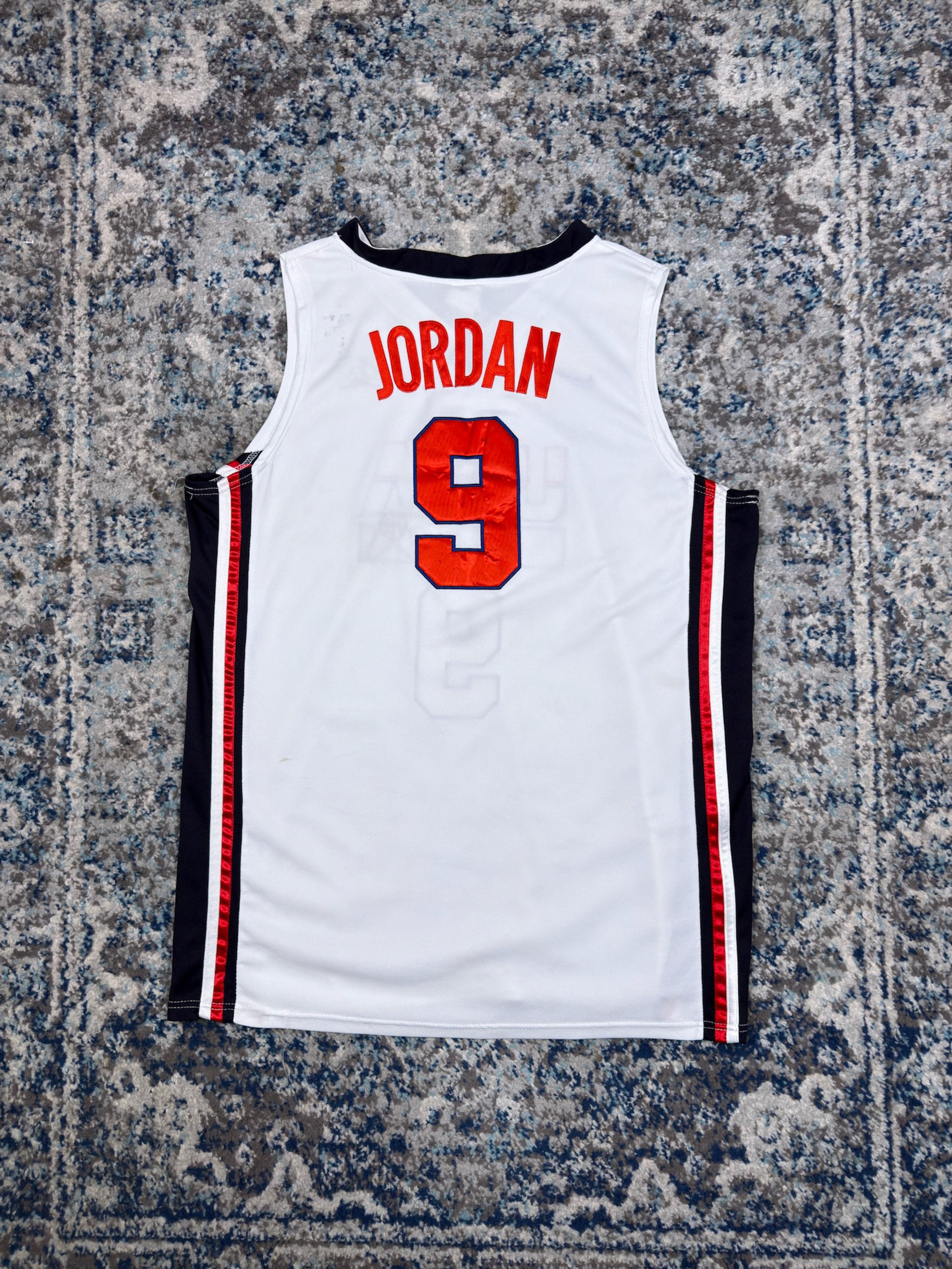 Vintage Micheal Jordan #9 Team USA NBA Nike Basketball Jersey Size XL