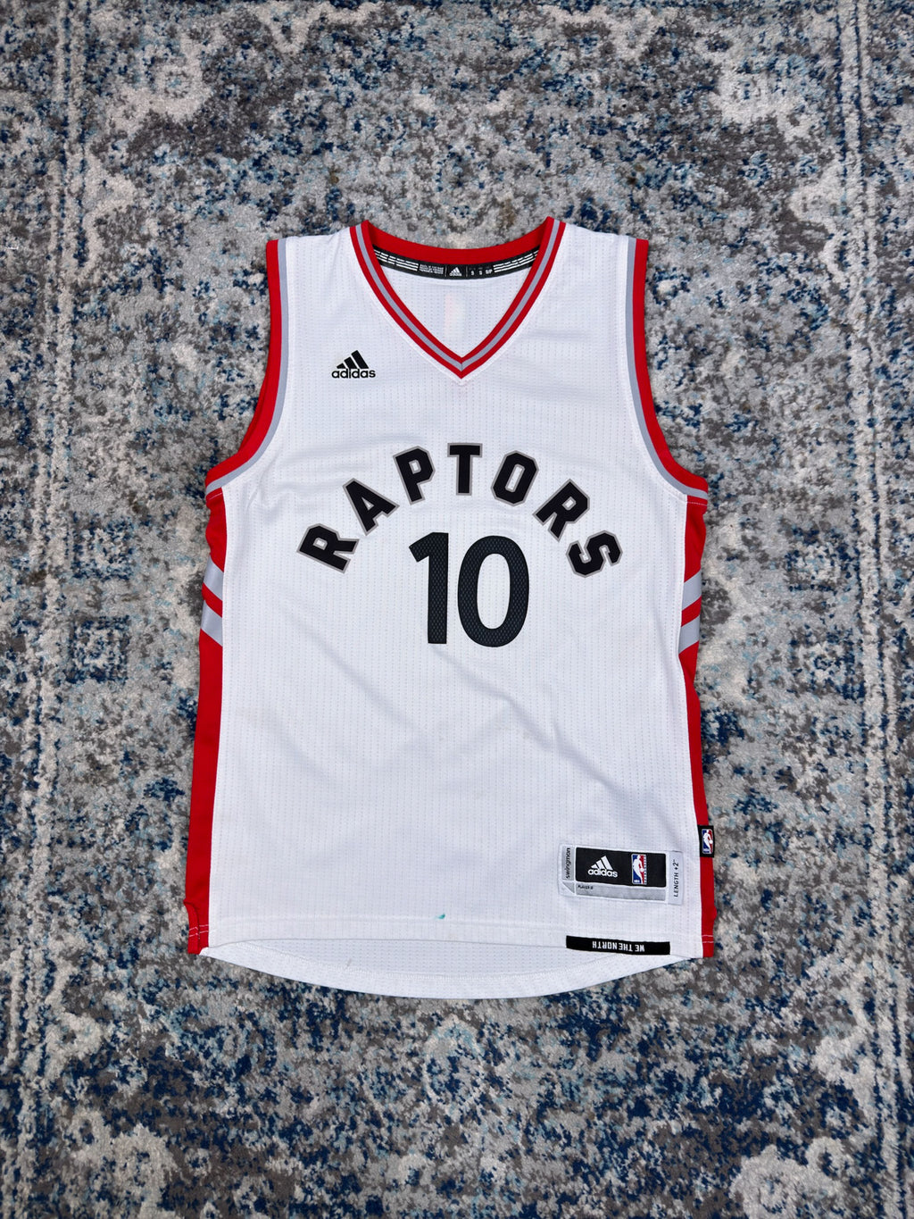 Vintage Demar DeRozan #10 Toronto Raptors NBA Basketball Jersey Size Small