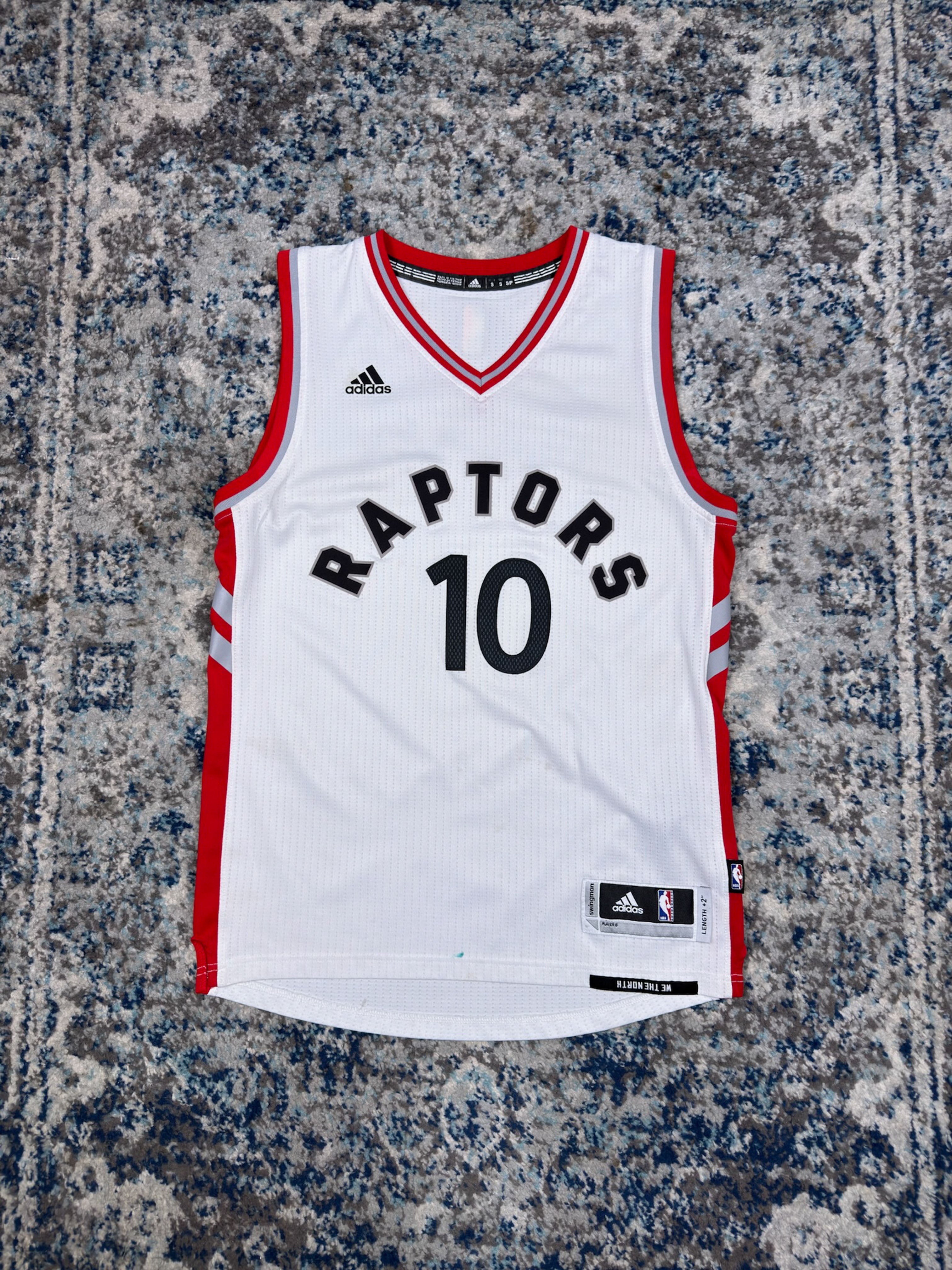 Vintage Demar DeRozan #10 Toronto Raptors NBA Basketball Jersey Size Small