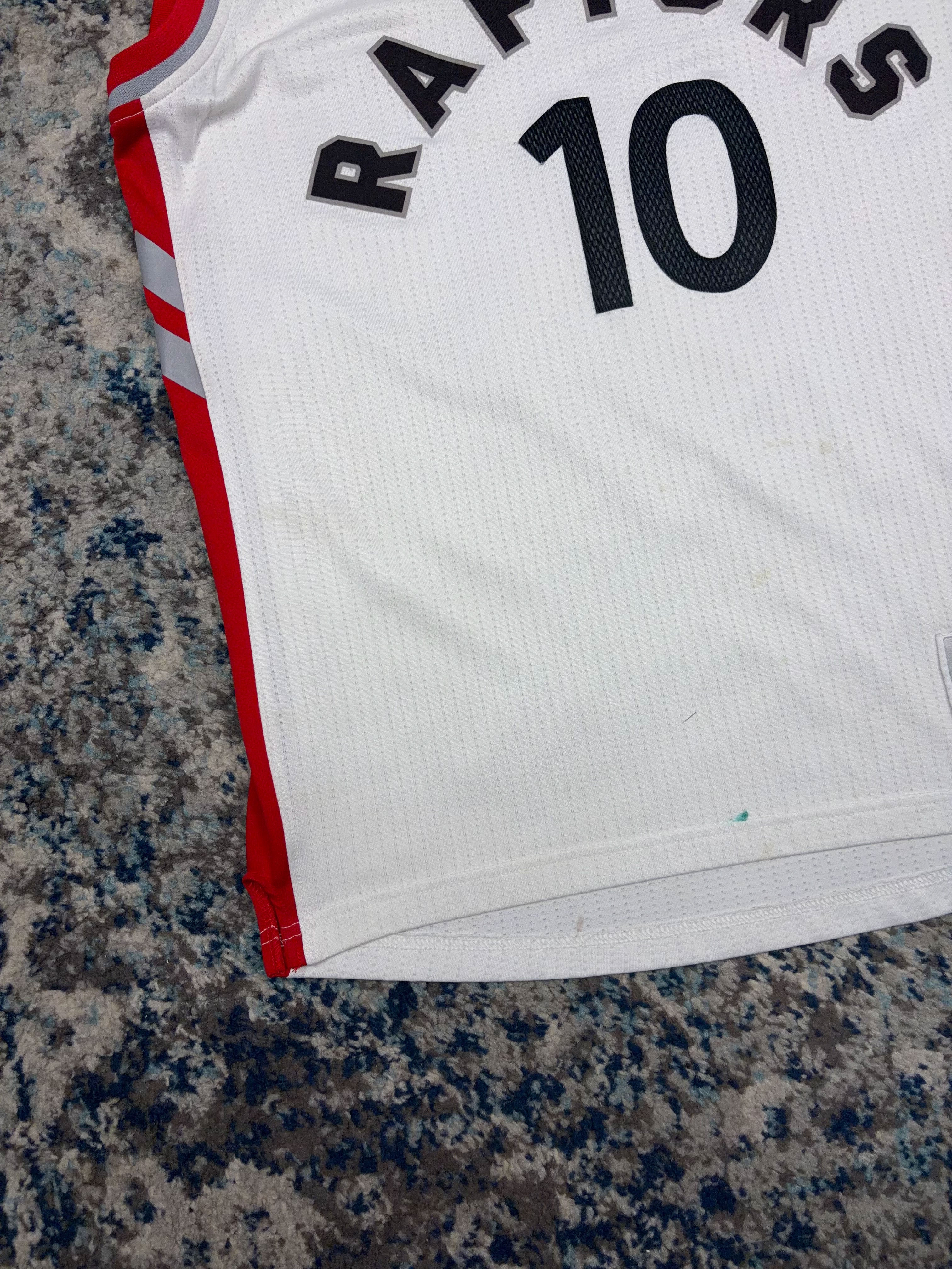 Vintage Demar DeRozan #10 Toronto Raptors NBA Basketball Jersey Size Small