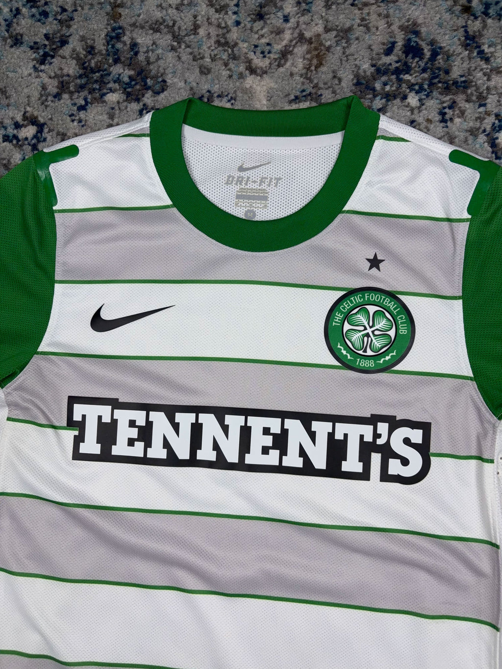 Vintage Tennent's Lager Celtic Football Club Nike Soccer Jersey Size Medium