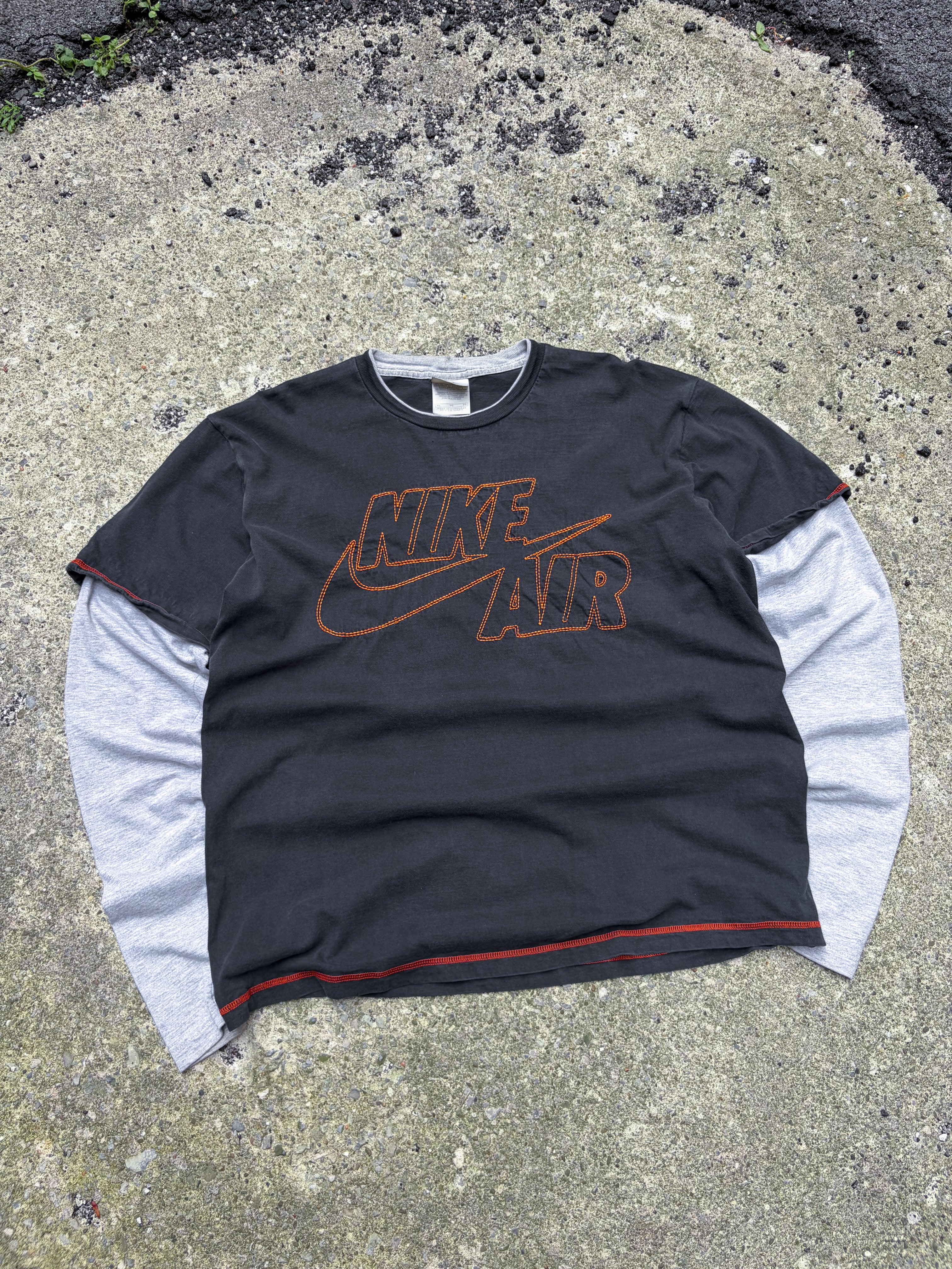 Vintage Nike Air Embroidered Spellout Logo Long Sleeve T-Shirt Size XL