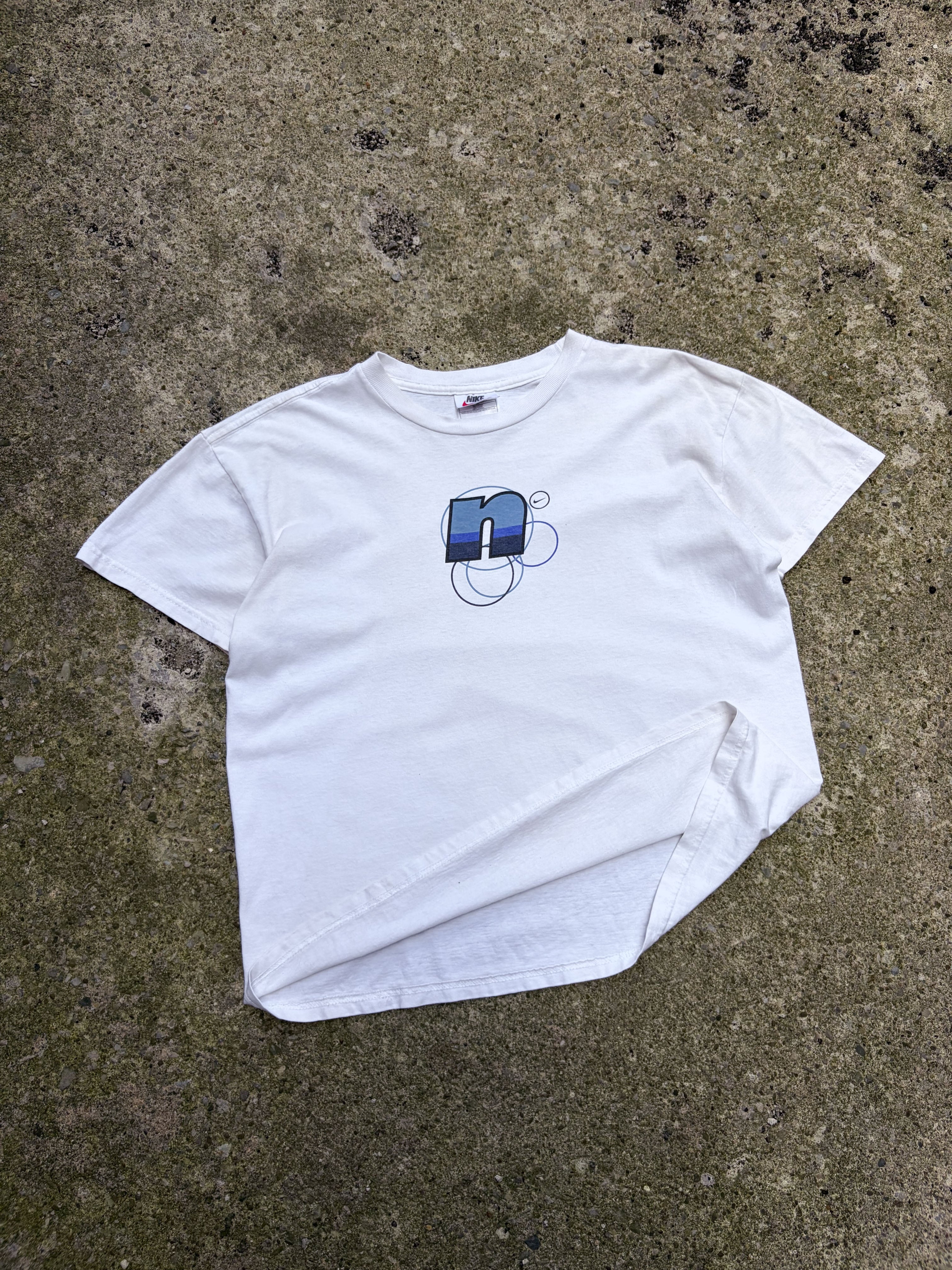 Vintage Y2K Nike N Bubble Logo Graphic T-Shirt Size YOUTH cLarge