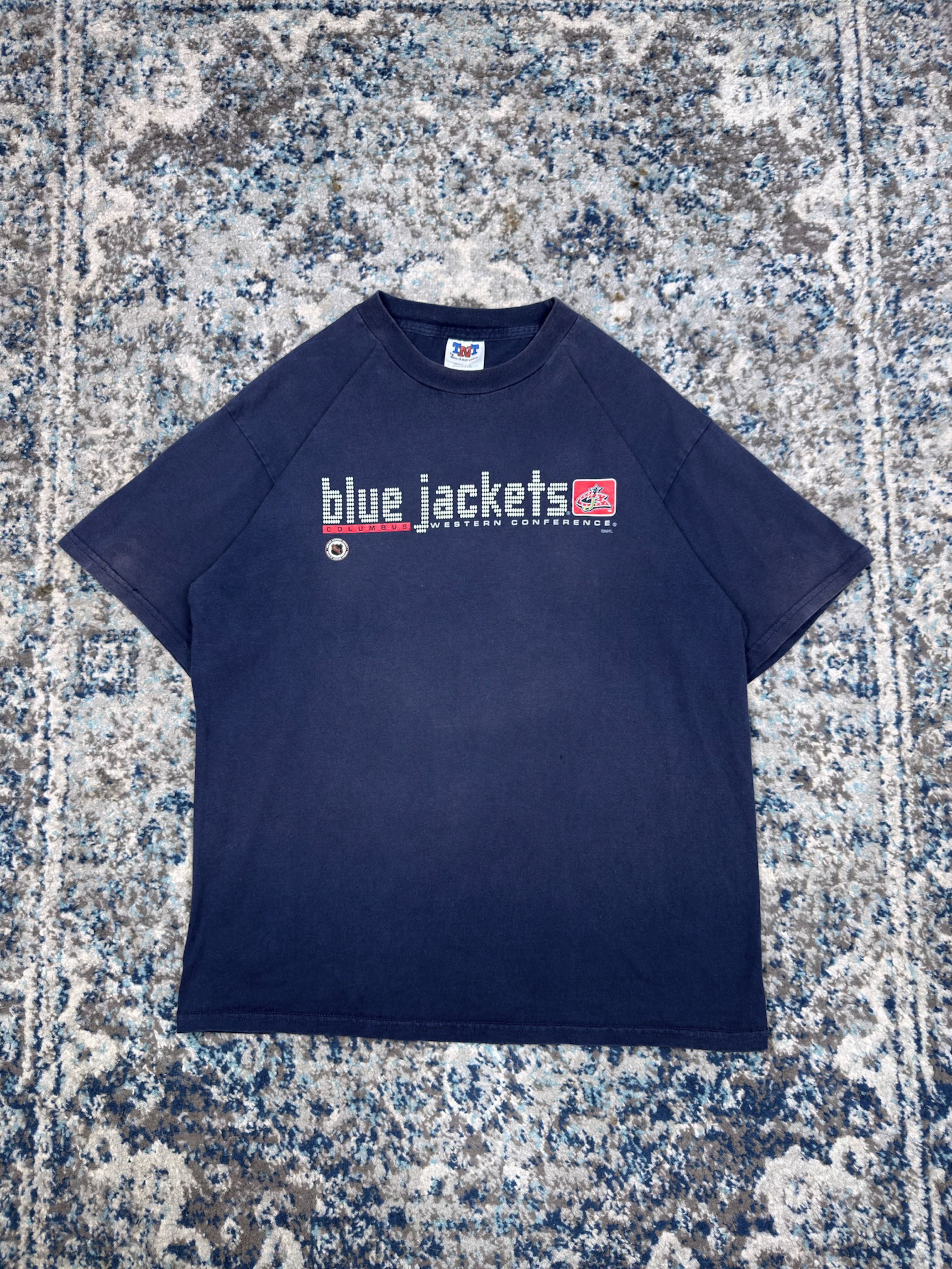 Vintage Columbus Blue Jackets NHL Spellout Logo Graphic T-Shirt Size Large