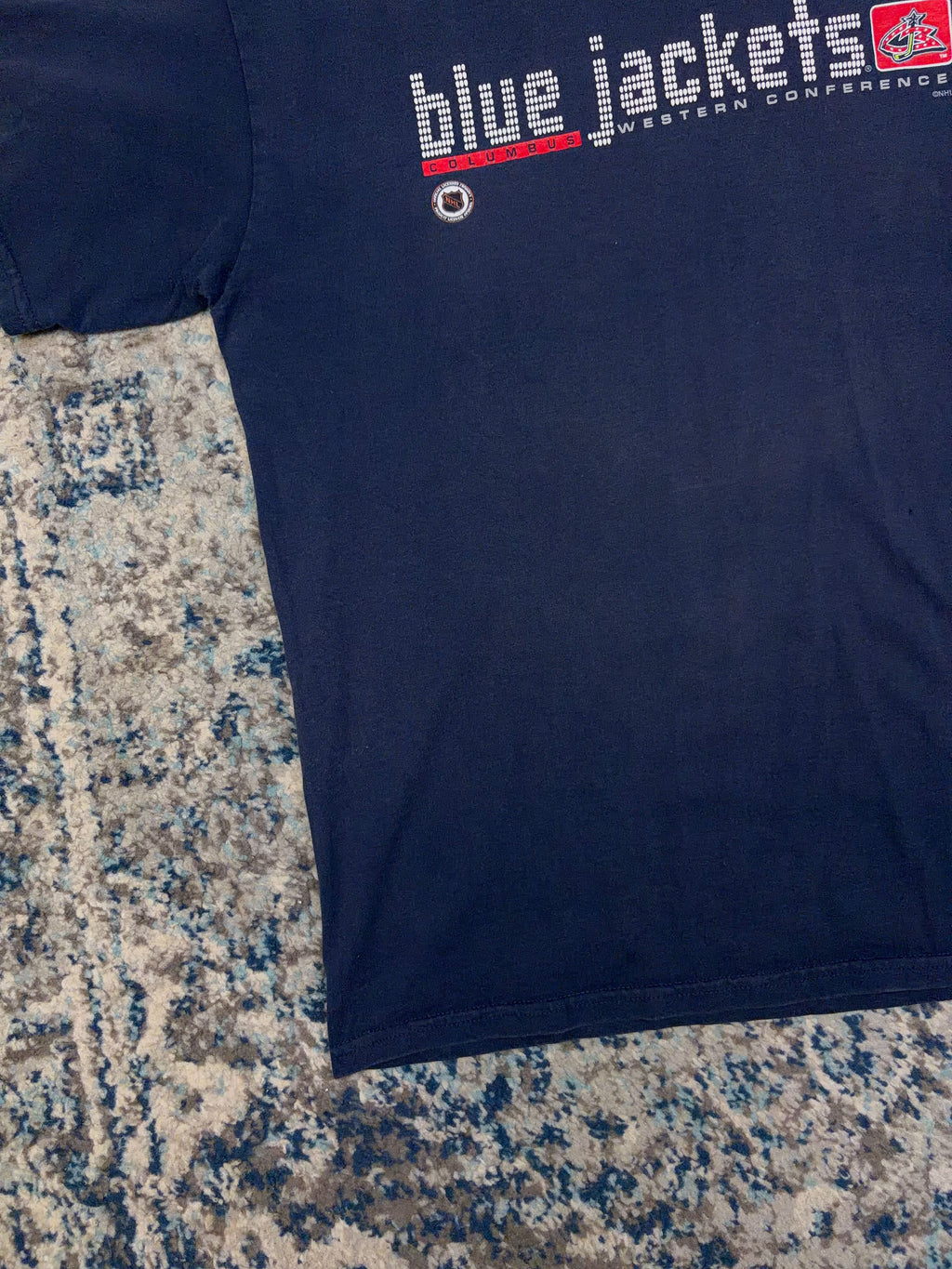 Vintage Columbus Blue Jackets NHL Spellout Logo Graphic T-Shirt Size Large