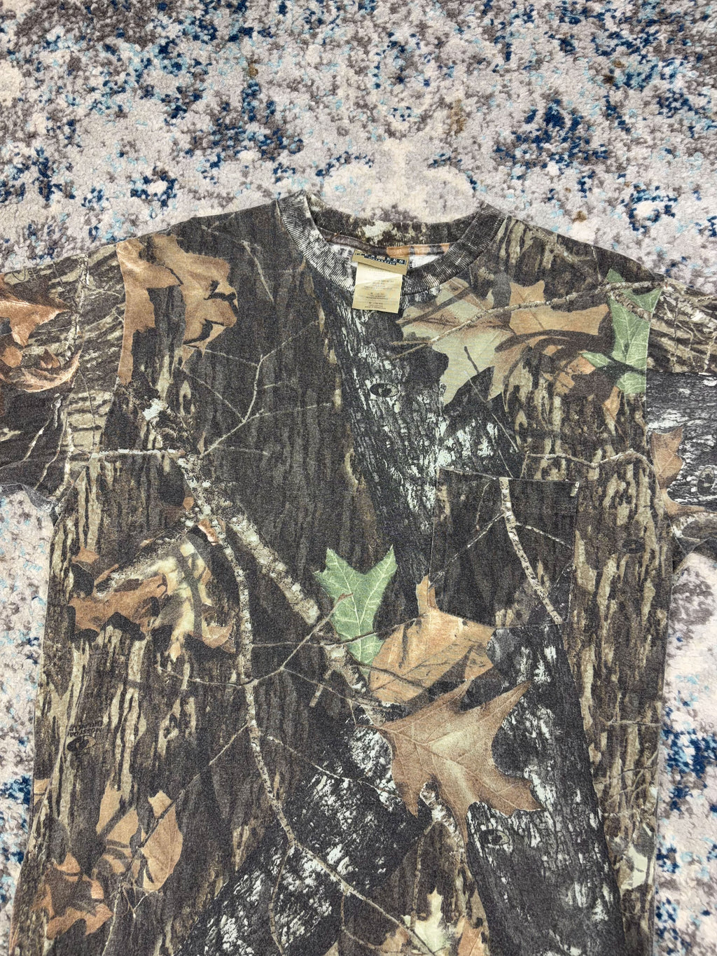 Vintage Jerseys Outdoors Mossy Oak Breakup Camo Hunting T-Shirt Size Medium