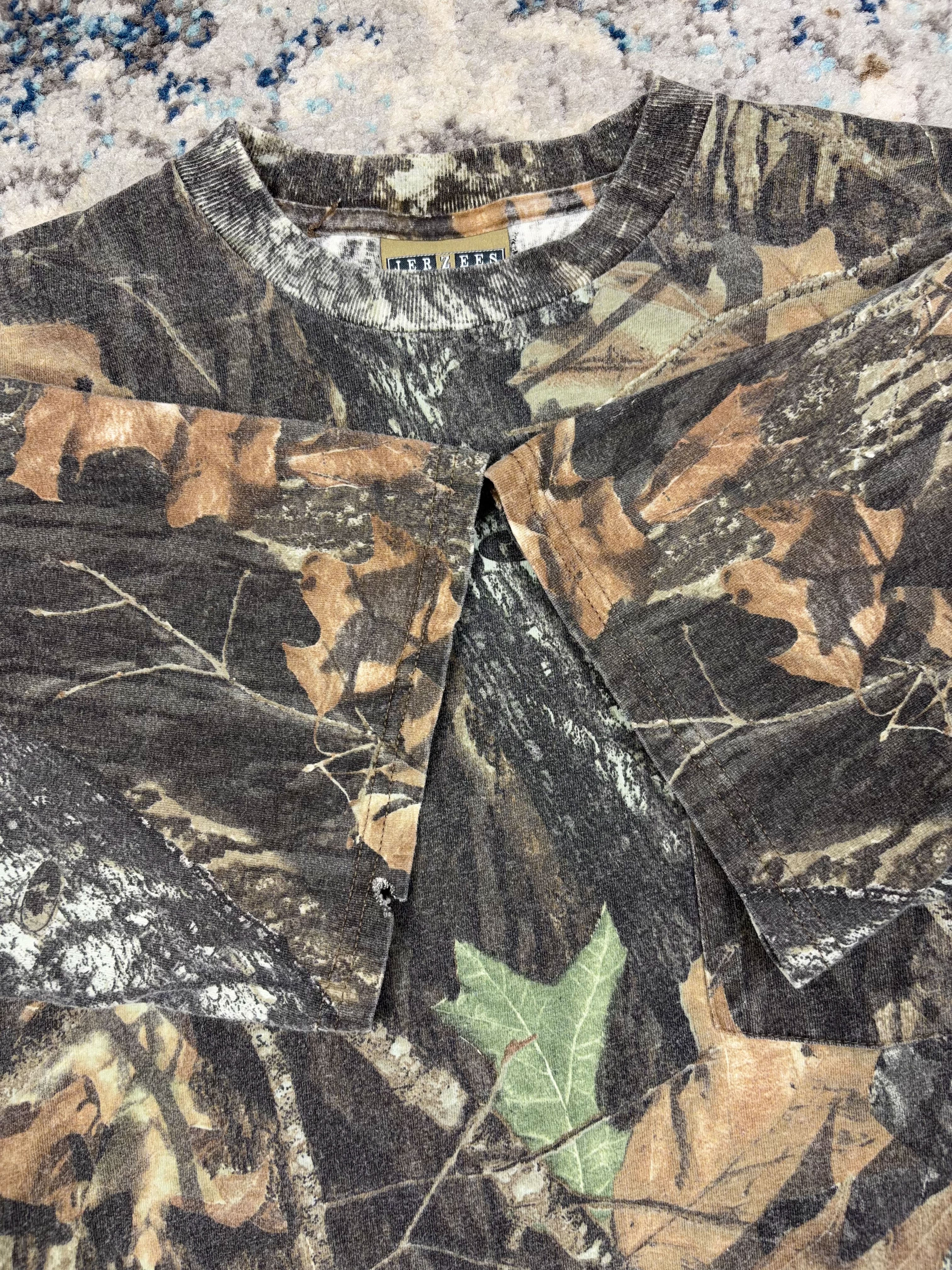 Vintage Jerseys Outdoors Mossy Oak Breakup Camo Hunting T-Shirt Size Medium