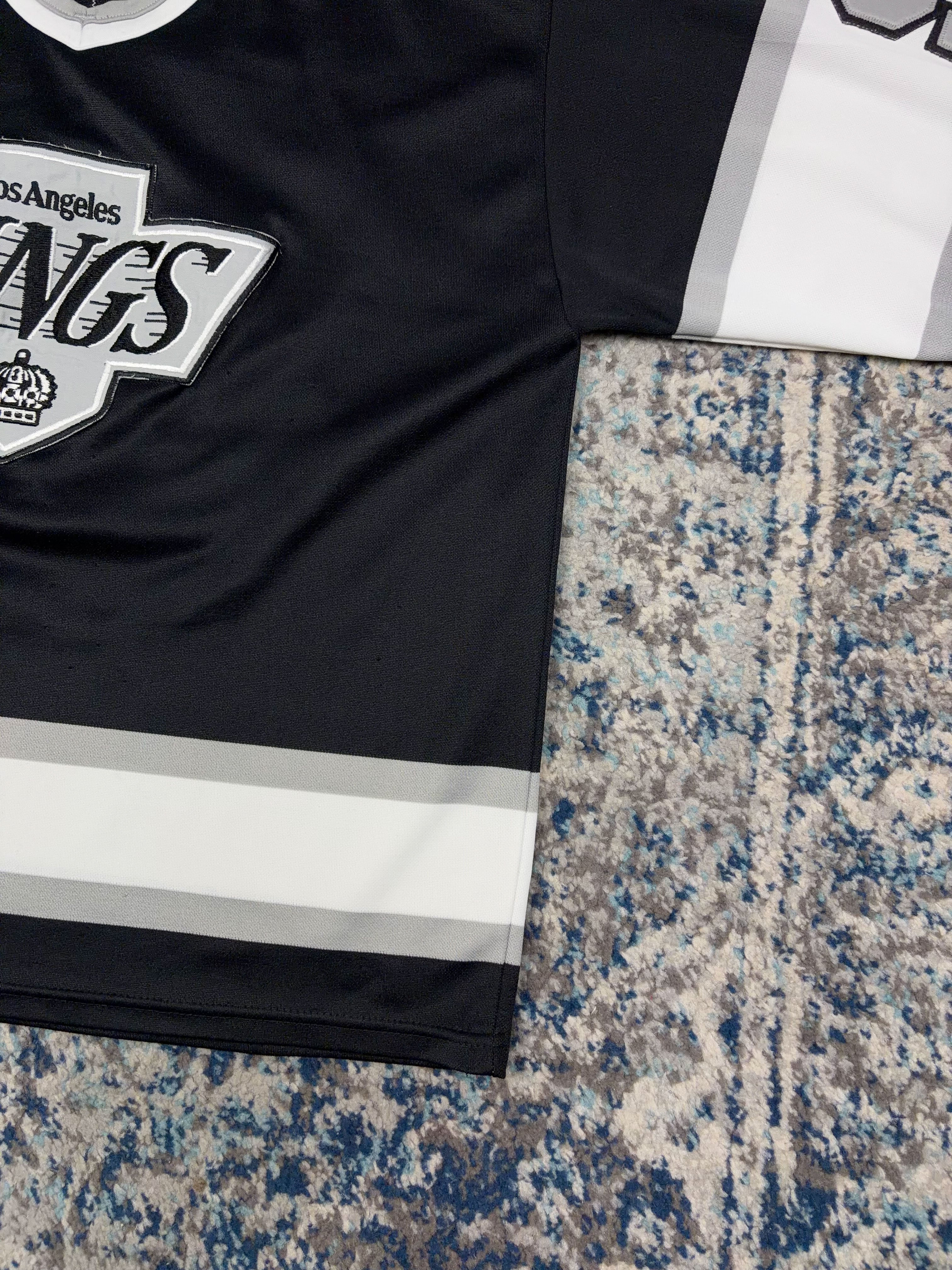 Vintage 90s Wayne Gretzky #99 Los Angeles Kings NHL CCM Maska Jersey Size Large