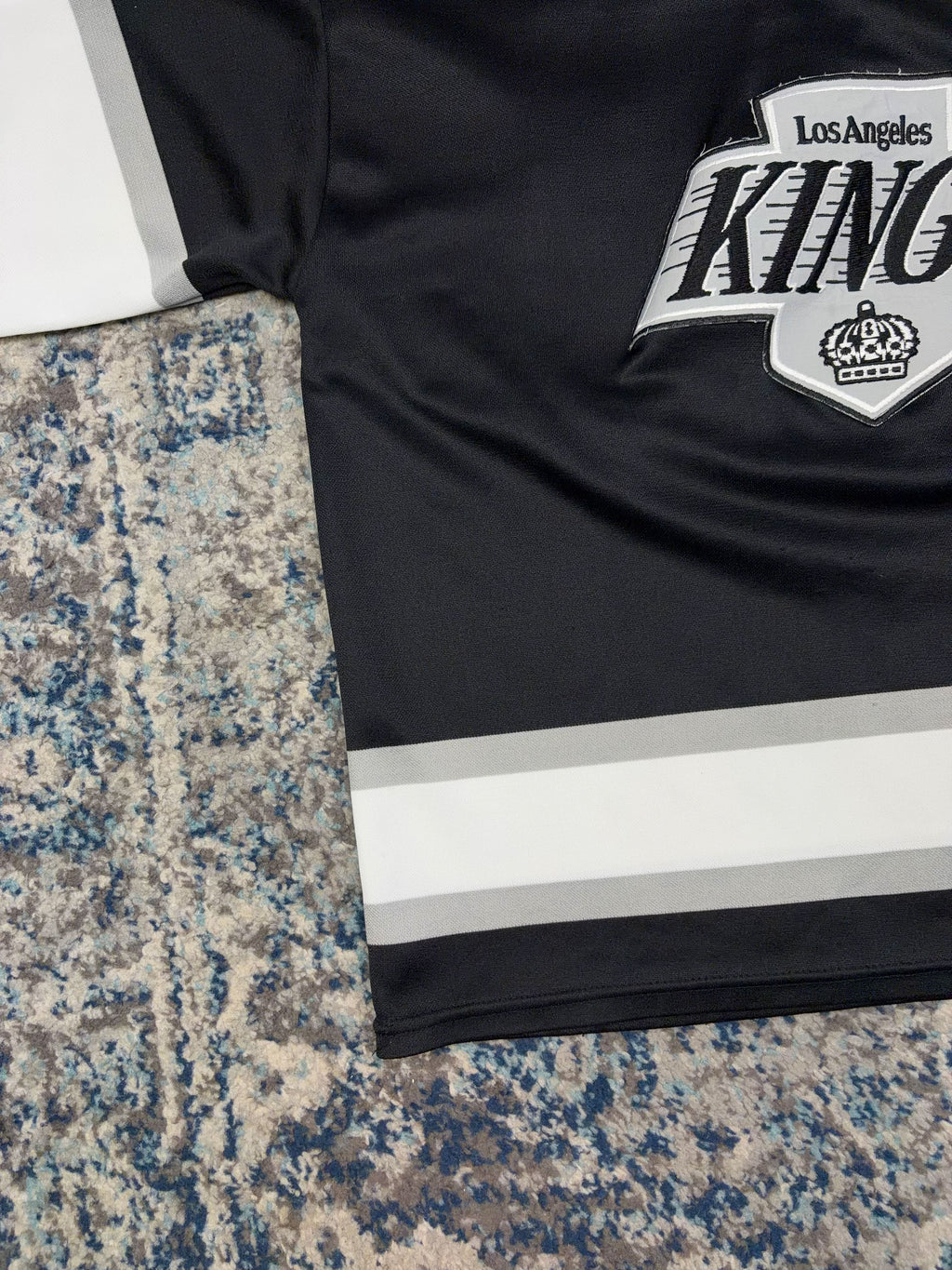 Vintage 90s Wayne Gretzky #99 Los Angeles Kings NHL CCM Maska Jersey Size Large