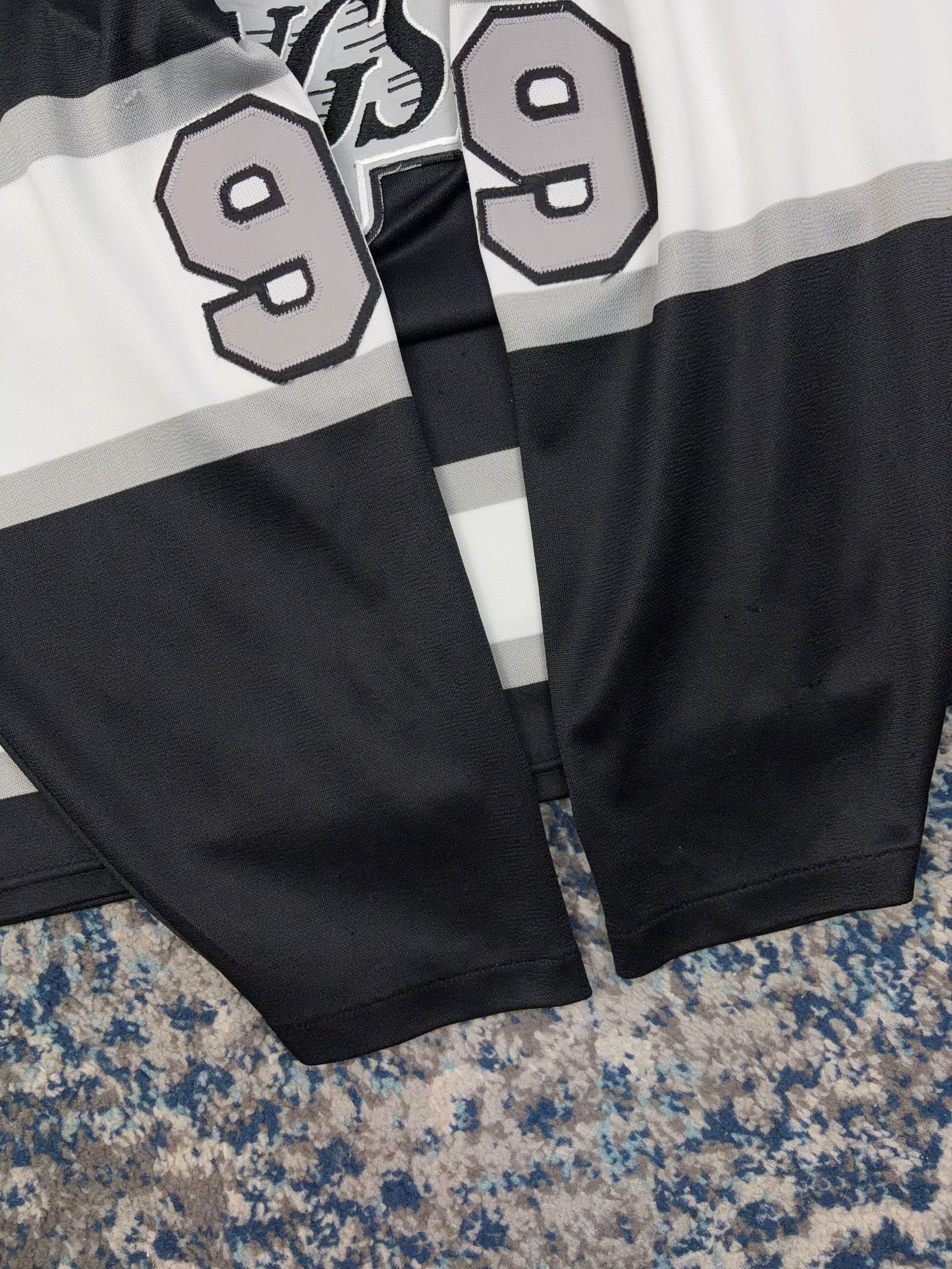 Vintage 90s Wayne Gretzky #99 Los Angeles Kings NHL CCM Maska Jersey Size Large