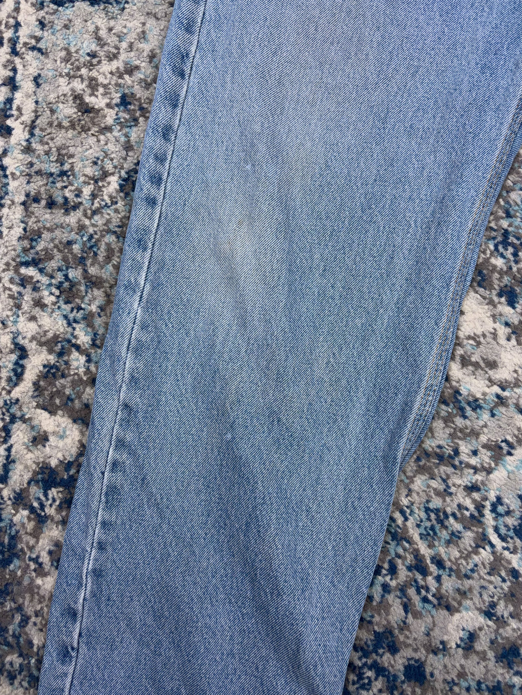 Vintage Carhartt Relaxed Fit Medium Wash Denim Workwear Pants Size 35