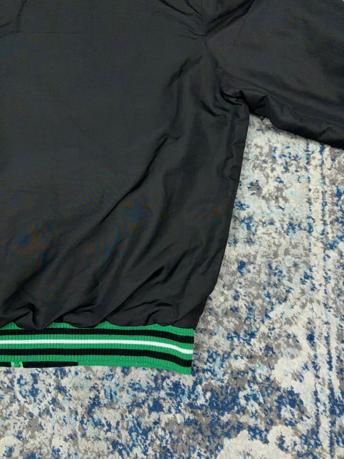 Boston Celtics NBA 17 Time Champions Embroidered Reversible Bomber Jacket Size Large
