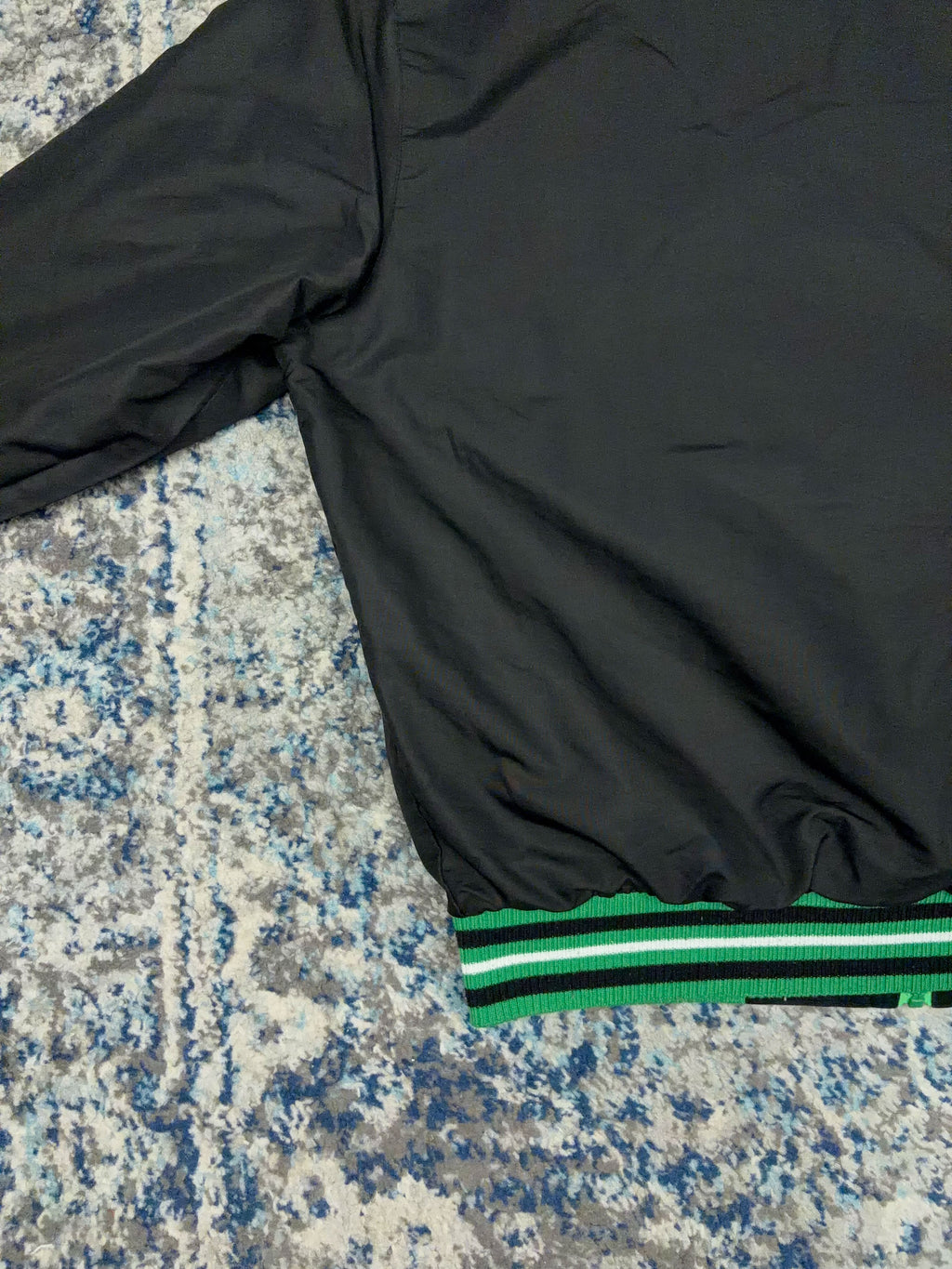 Boston Celtics NBA 17 Time Champions Embroidered Reversible Bomber Jacket Size Large
