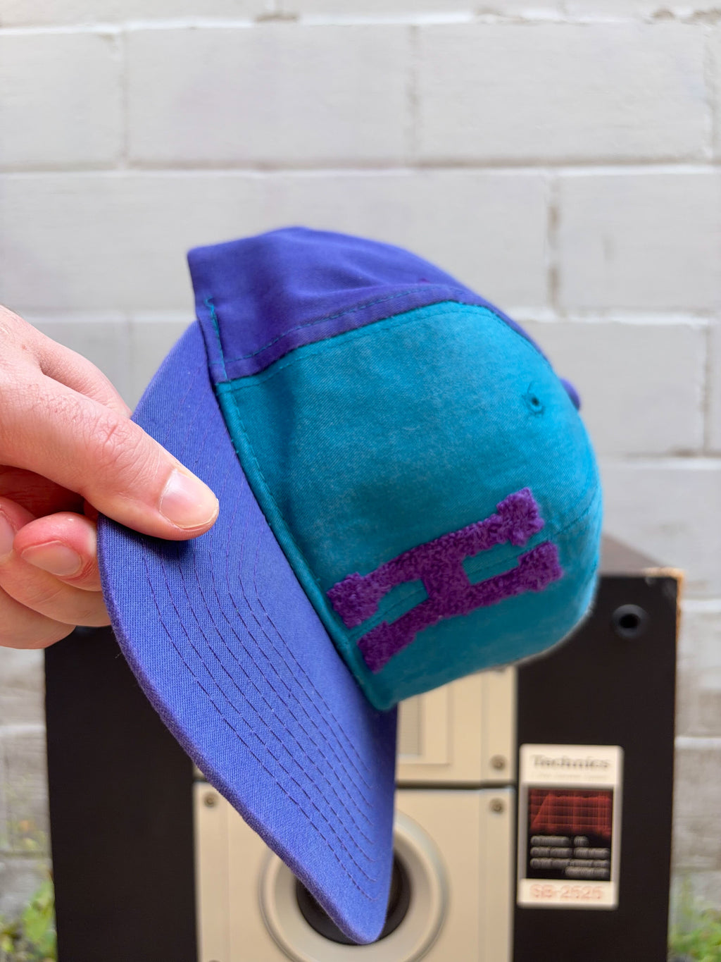 Vintage 90s Charlotte Hornets NBA Embroidered Logo Starter Snapback Hat OSFA