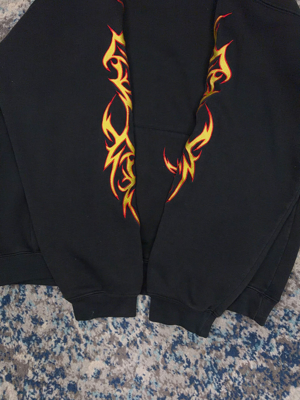 Vintage Y2K Silver Point Embroidered Tribal Hooded Sweatshirt Size XL