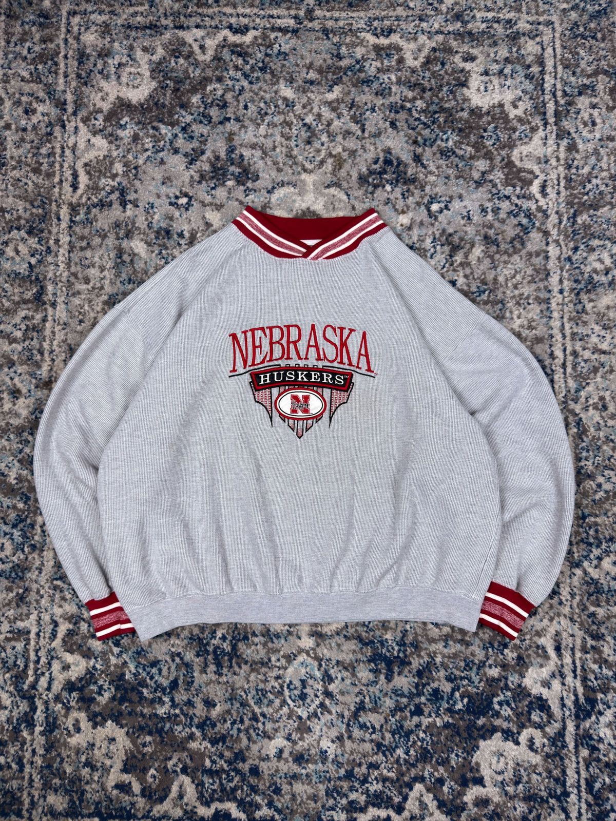 Vintage Nebraska Cornhuskers NCAA Embroidered Spellout Sweatshirt Size