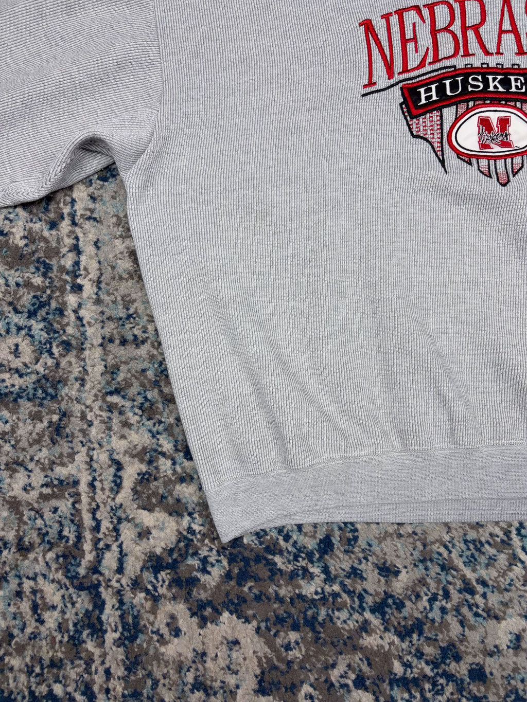 Vintage Nebraska Cornhuskers NCAA Embroidered Spellout Sweatshirt Size