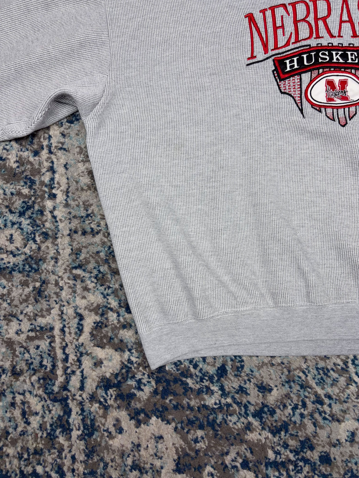 Vintage Nebraska Cornhuskers NCAA Embroidered Spellout Sweatshirt Size