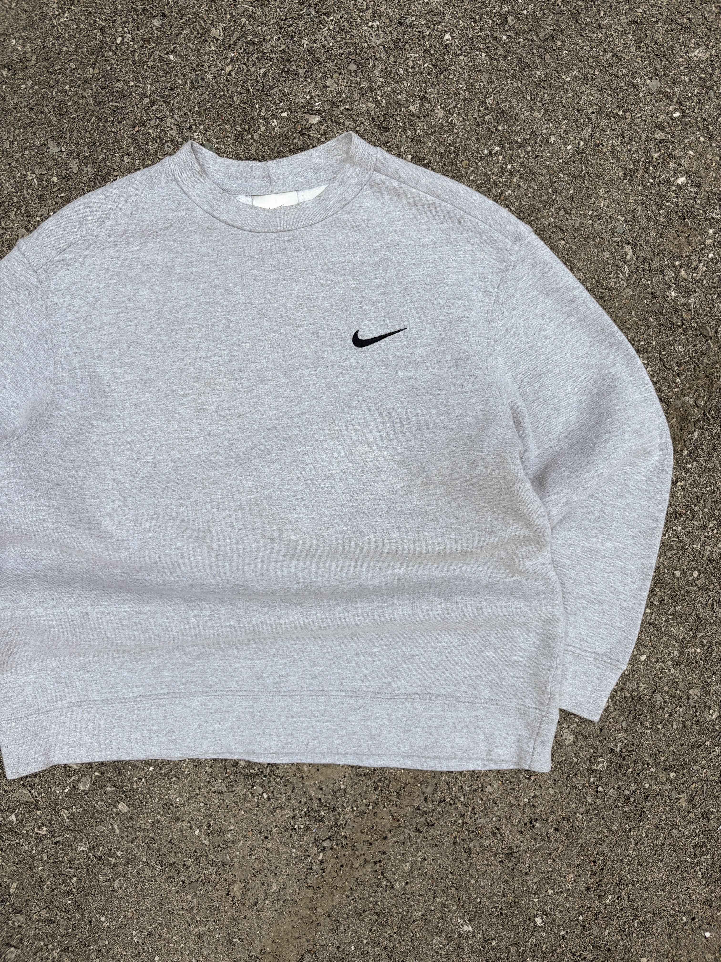 Vintage Nike Embroidered Mini Swoosh Crewneck Sweatshirt Size YOUTH Large