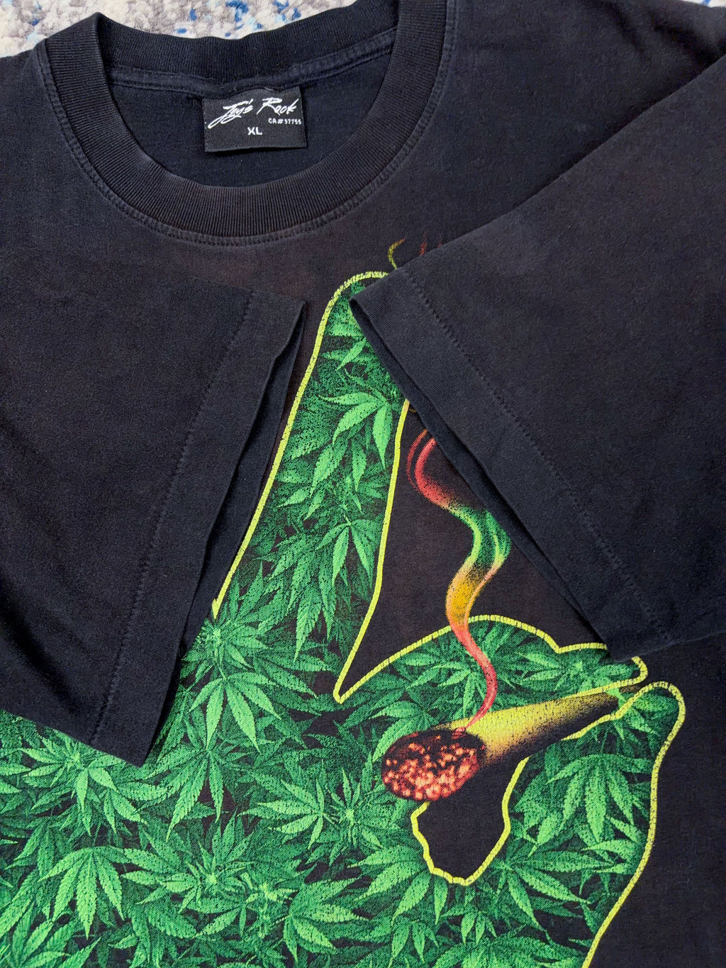 Vintage Dont Panic Its Organic Cannabis Big Graphic T-Shirt Size XL