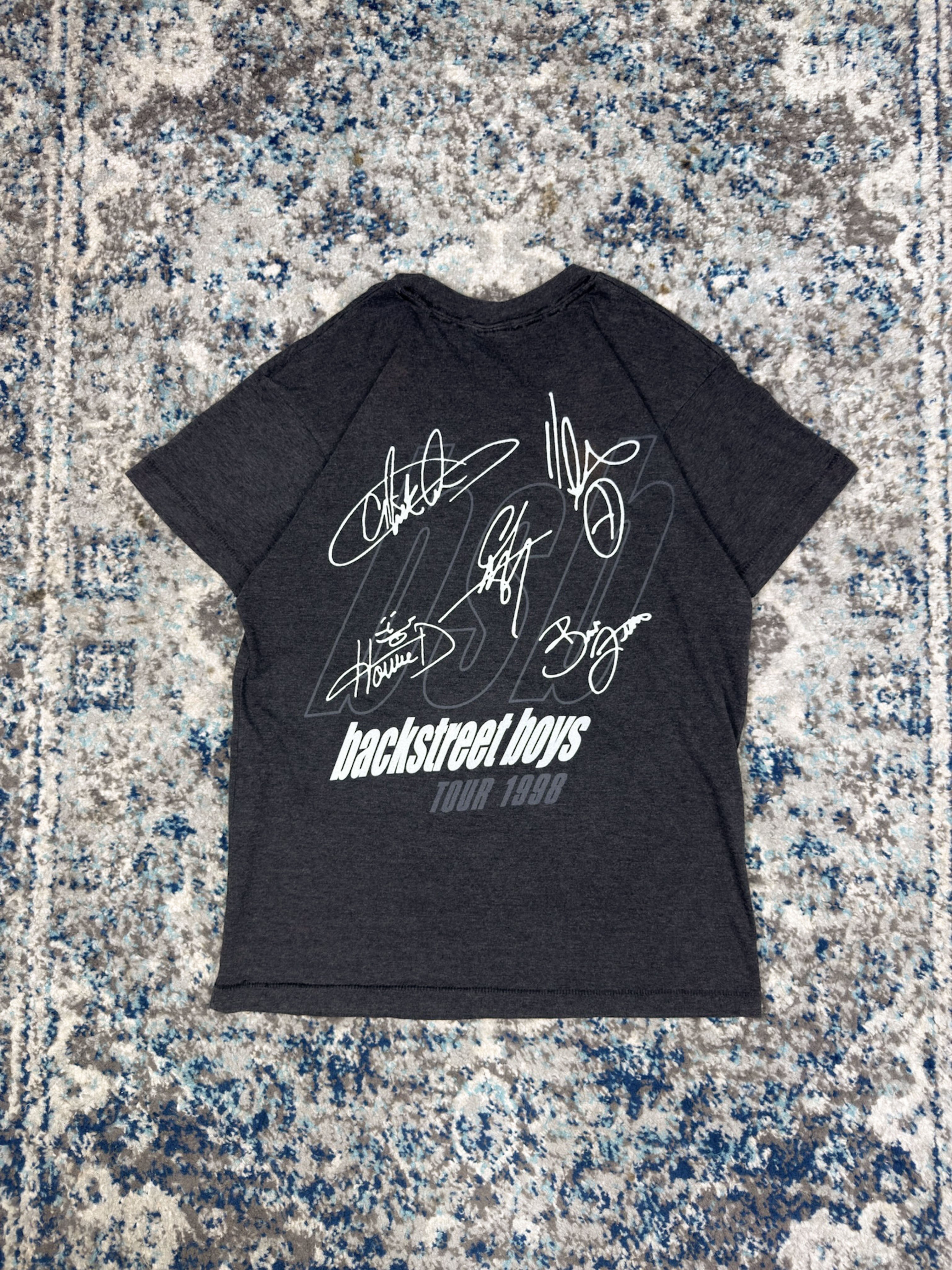 Vintage 1998 Backstreet Boys Pop Music Roster Tour Graphic T-Shirt Size Small