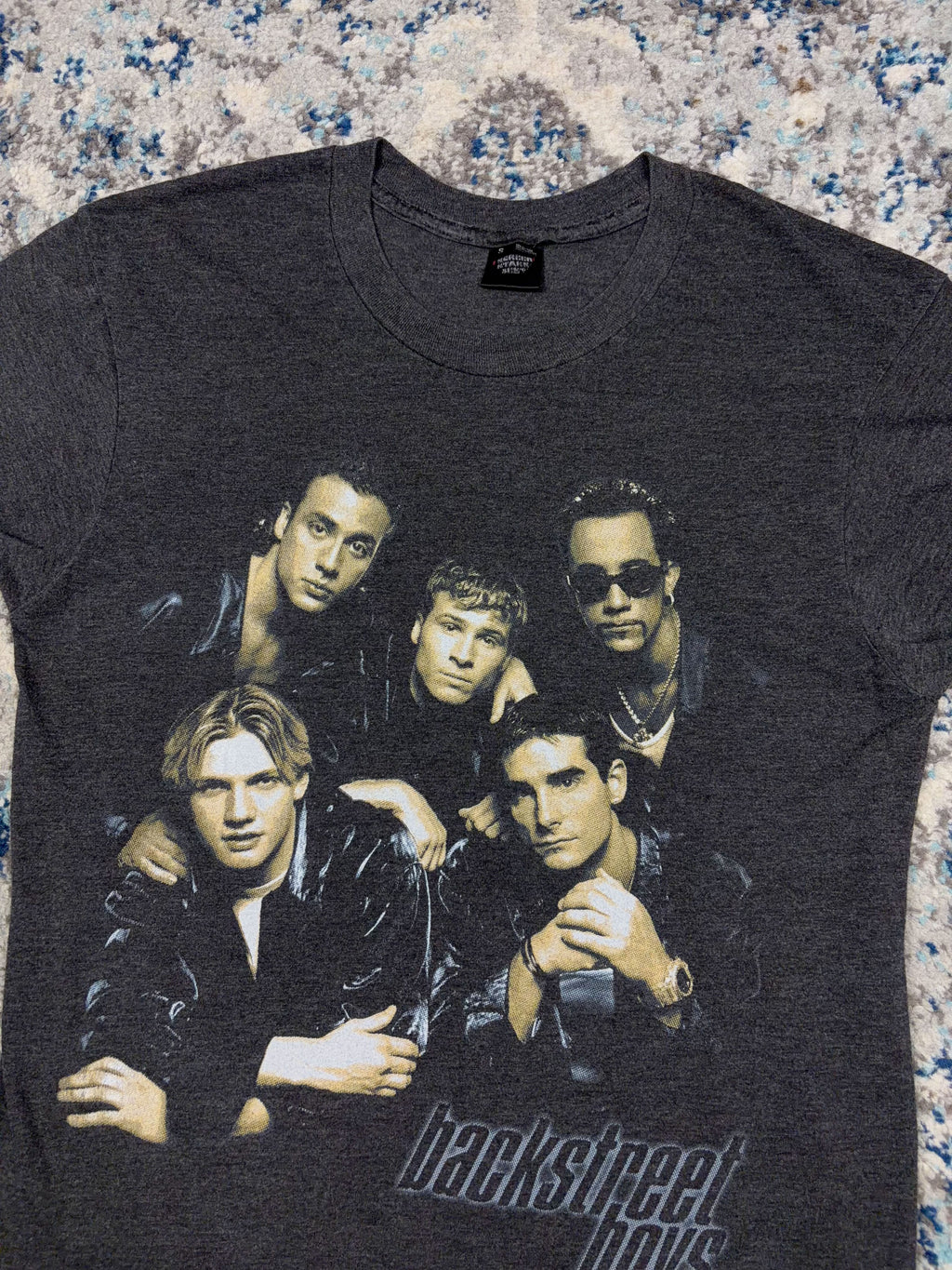 Vintage 1998 Backstreet Boys Pop Music Roster Tour Graphic T-Shirt Size Small